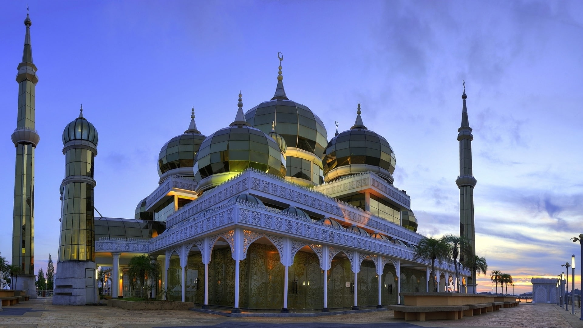 low angle view, travel destinations, 1080P, Kristall, built structure, belief, spire, spirituality, tourism, Religious, incidental people, religion, sky, HD Wallpaper