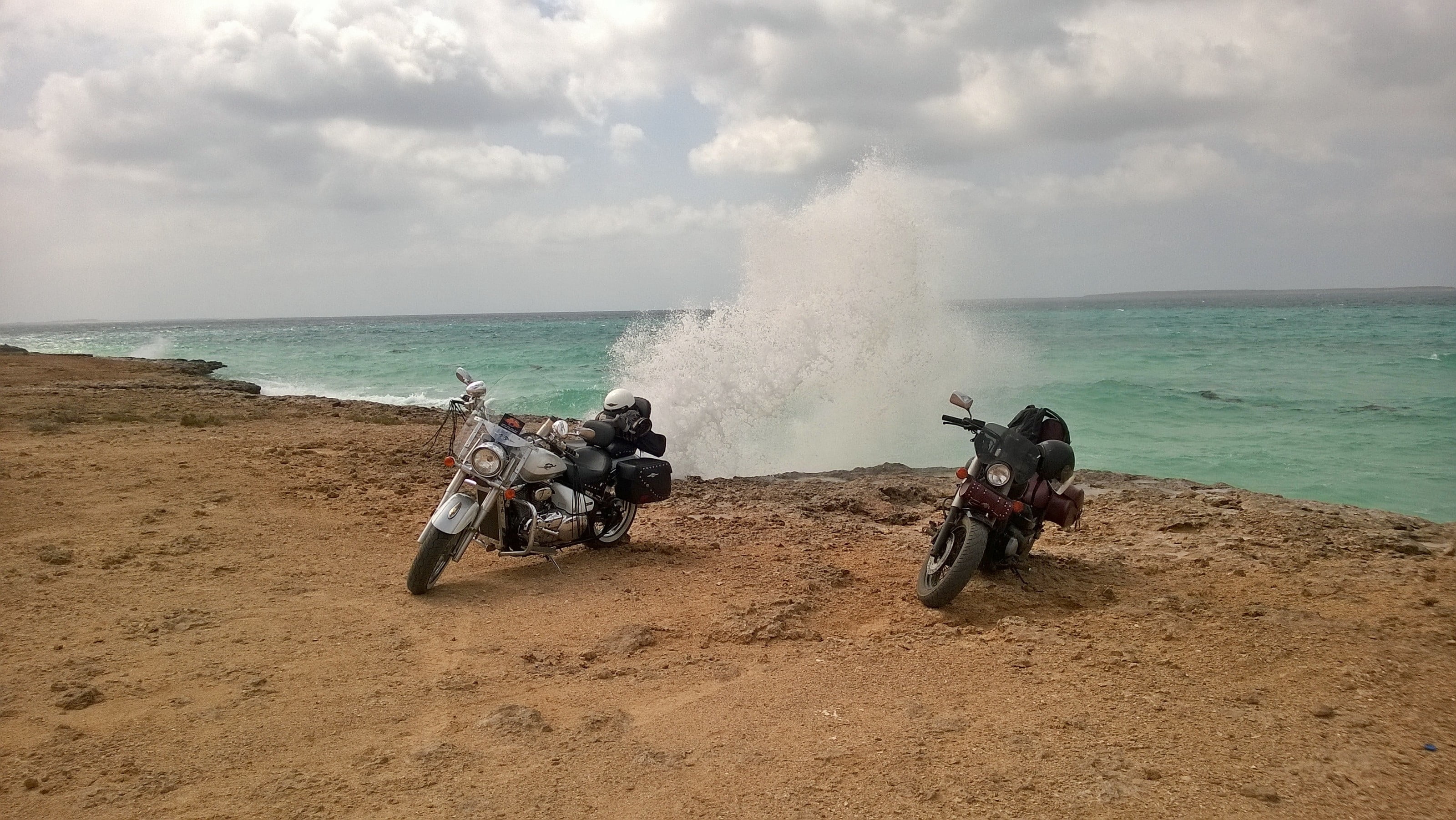 sea, horizon over water, motorcycles, people, nature, water, motorcycle, day, motion, sky, land, wave, mode of transportation, beach, cloud - sky, farasan island, HD Wallpaper