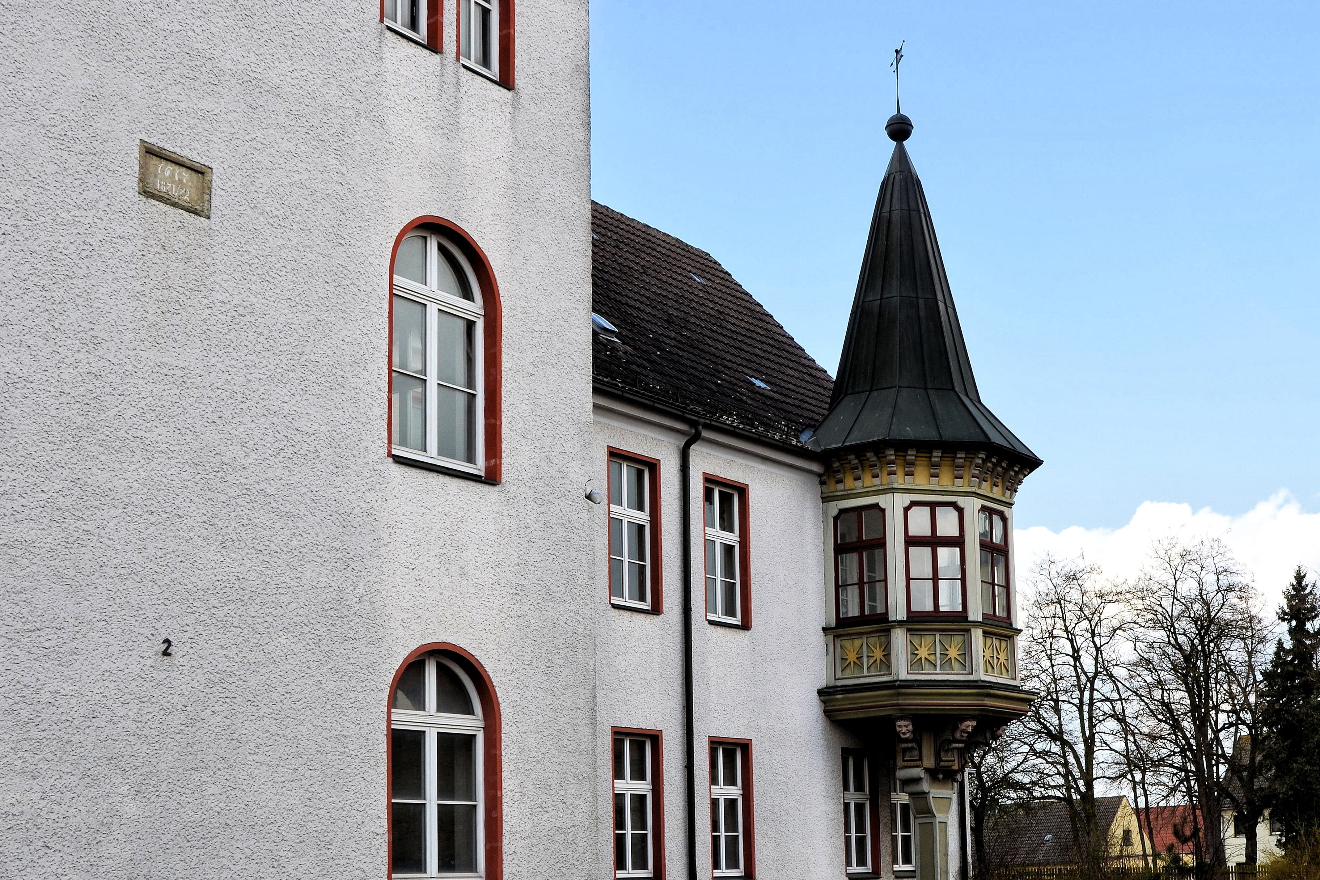 day, window, building, tower, sky, 4K, prettin, building exterior, town, tree, nature, arch, house, spire, built structure, no people, facade, residential district, HD Wallpaper