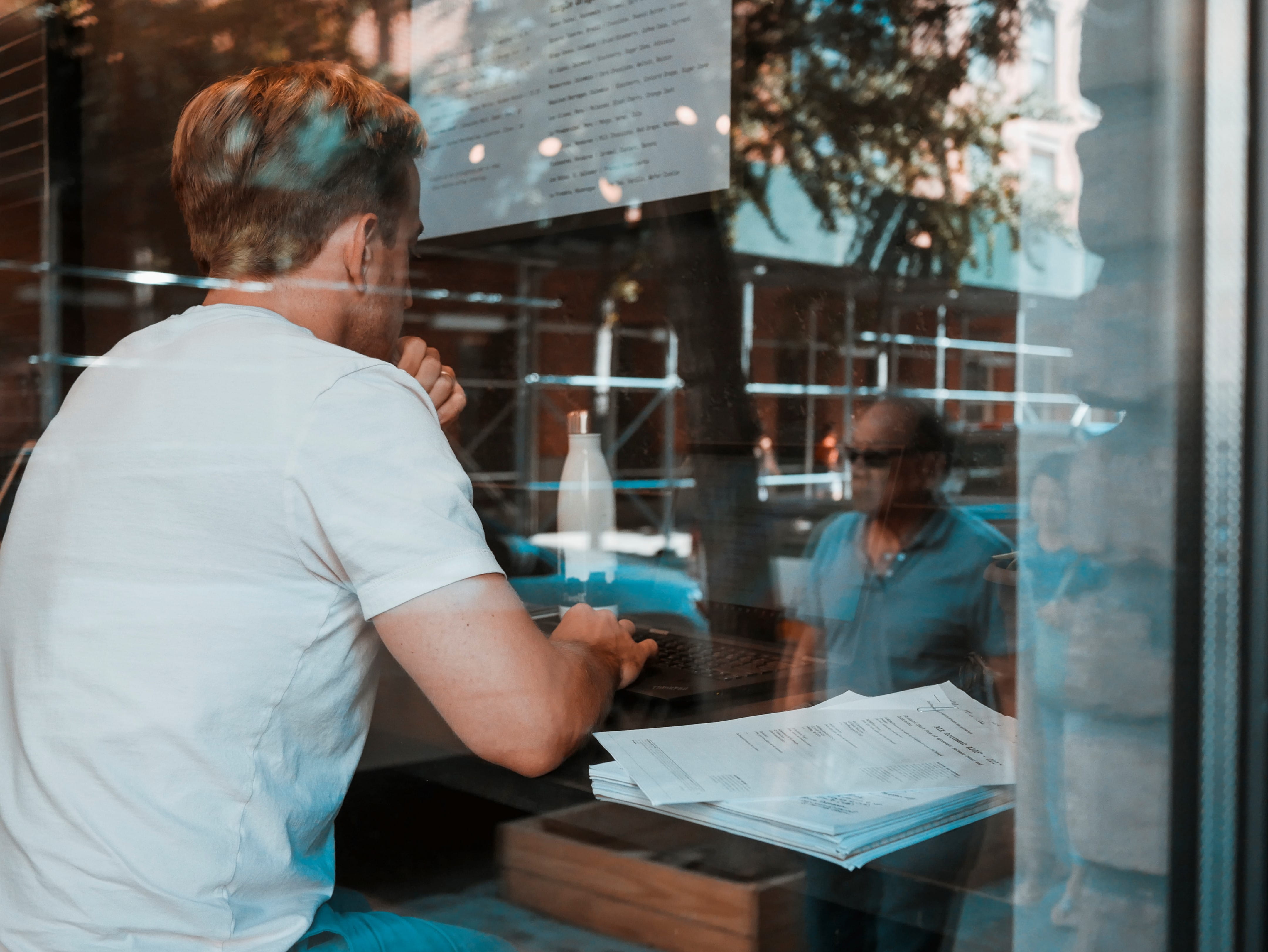 human, greenwich village, male, people, business, united states, cafe, standing, men, glass - material, urban, reflection, adult, two people, restaurant, HD Wallpaper