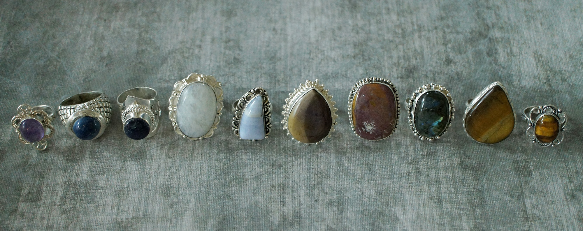 side by side, text, lot, fashion, shape, arrangement, jewellery, choice, semiprecious, gemstone, panoramic, high angle view, variation, assorted, 1080P, HD Wallpaper
