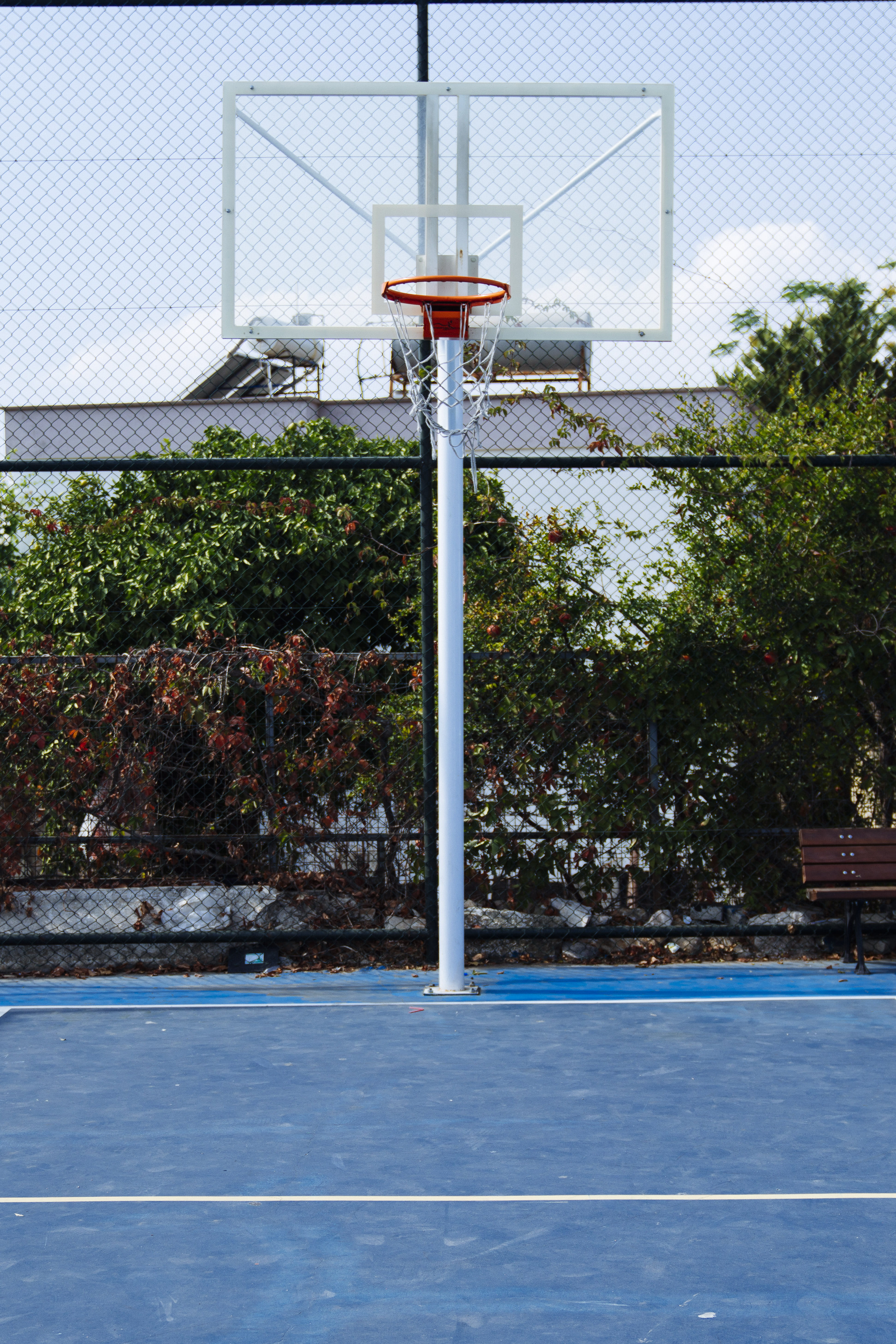 lamp post, sport, ball, courts in kos, leisure activity, nature, basketball - sport, playing field, basketball - ball, architecture, hoop, furniture, kos, Phone HD Wallpaper