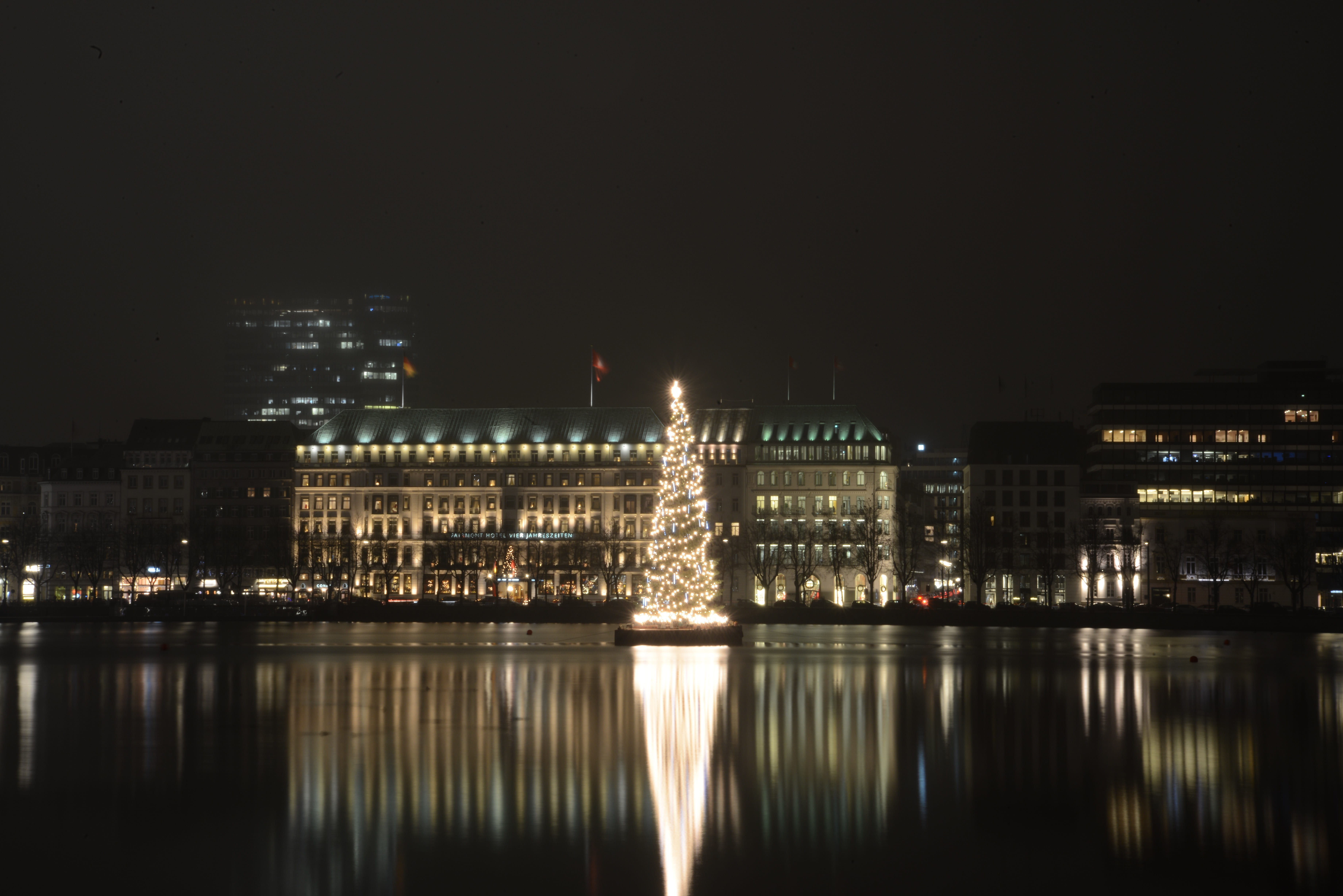 winter, lighting, illuminated, city, hamburgisch, Hamburg, built structure, december, Alster, deco, tree decorations, glowing, greeting card, building exterior, HD Wallpaper