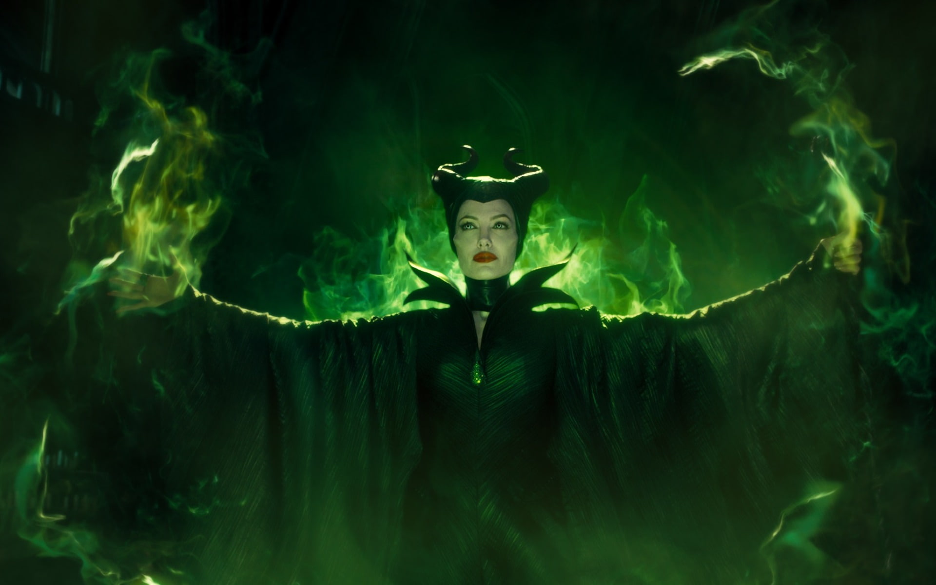 maleficent, 1080P, movie, selective focus, young adult, front view, smoke - physical structure, night, costume, waist up, one person, jolie, women, angelina, HD Wallpaper