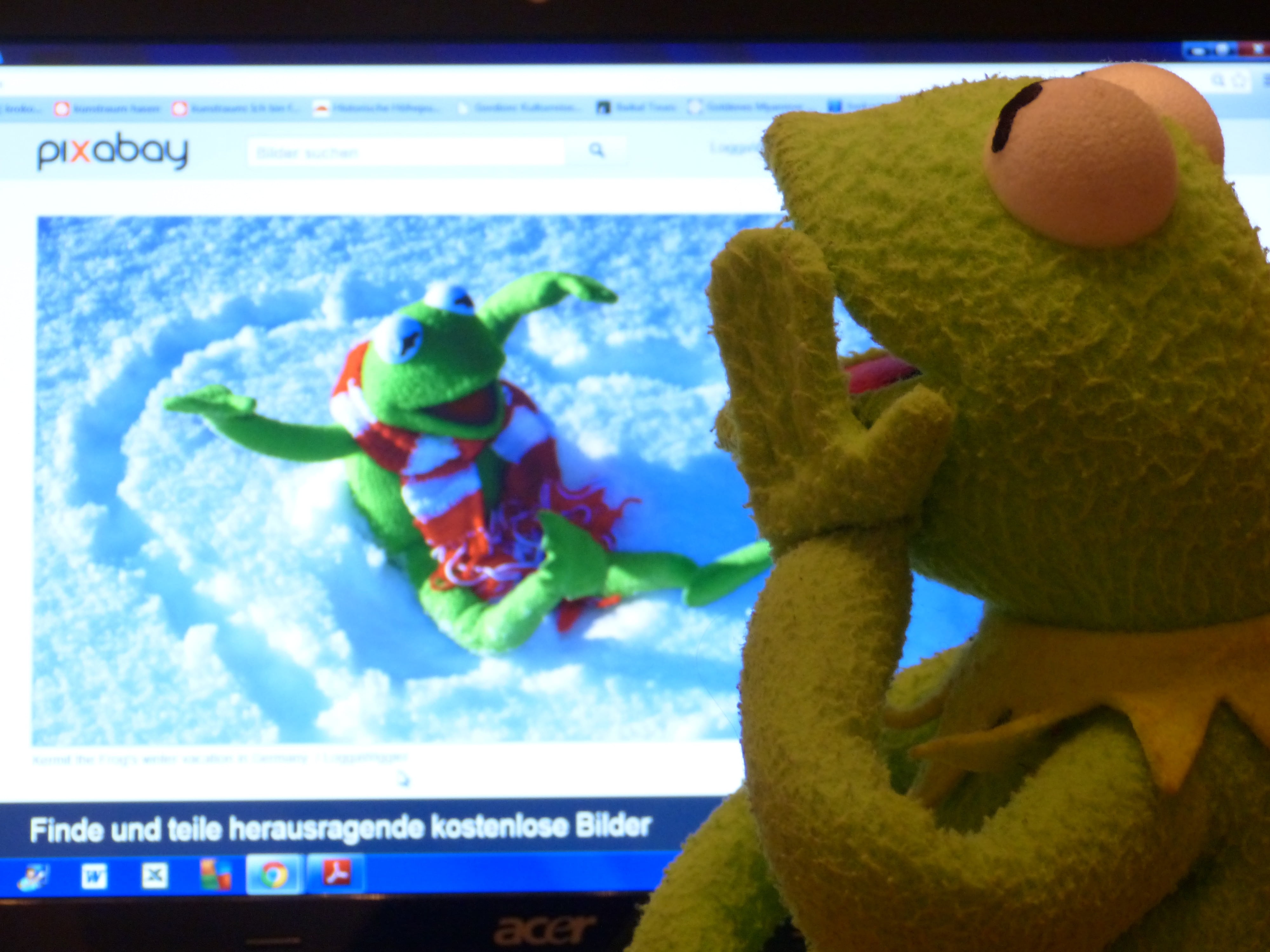 marvel, representation, no people, preview image, images, text, craft, pc, indoors, see, day, toy, creativity, clips, sky, still life, kermit, male likeness, HD Wallpaper