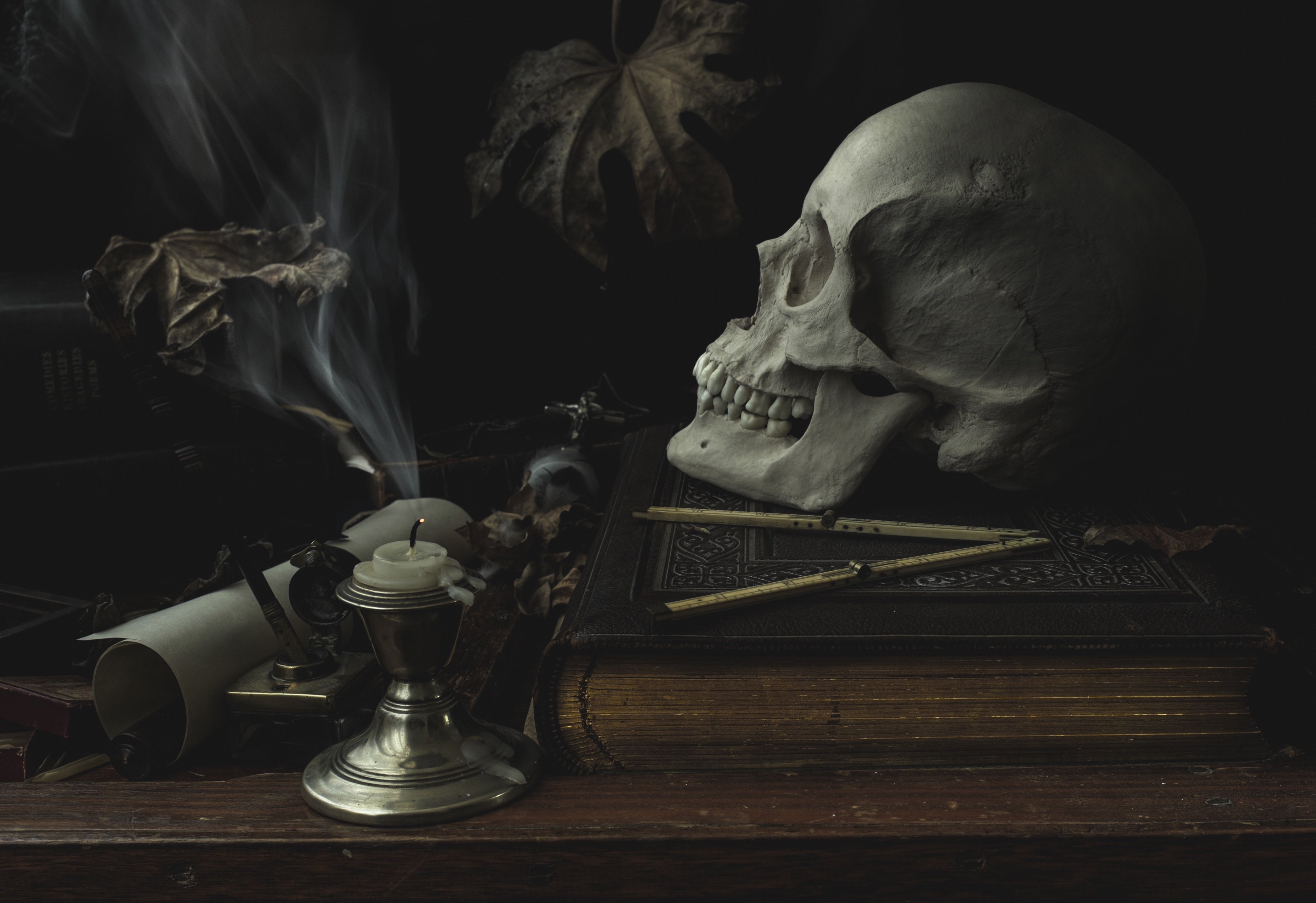 candles, the past, 4K, architecture, wood - material, spooky, bone, sculpture, indoors, human representation, still life, Gothic, history, museum, human skeleton, HD Wallpaper