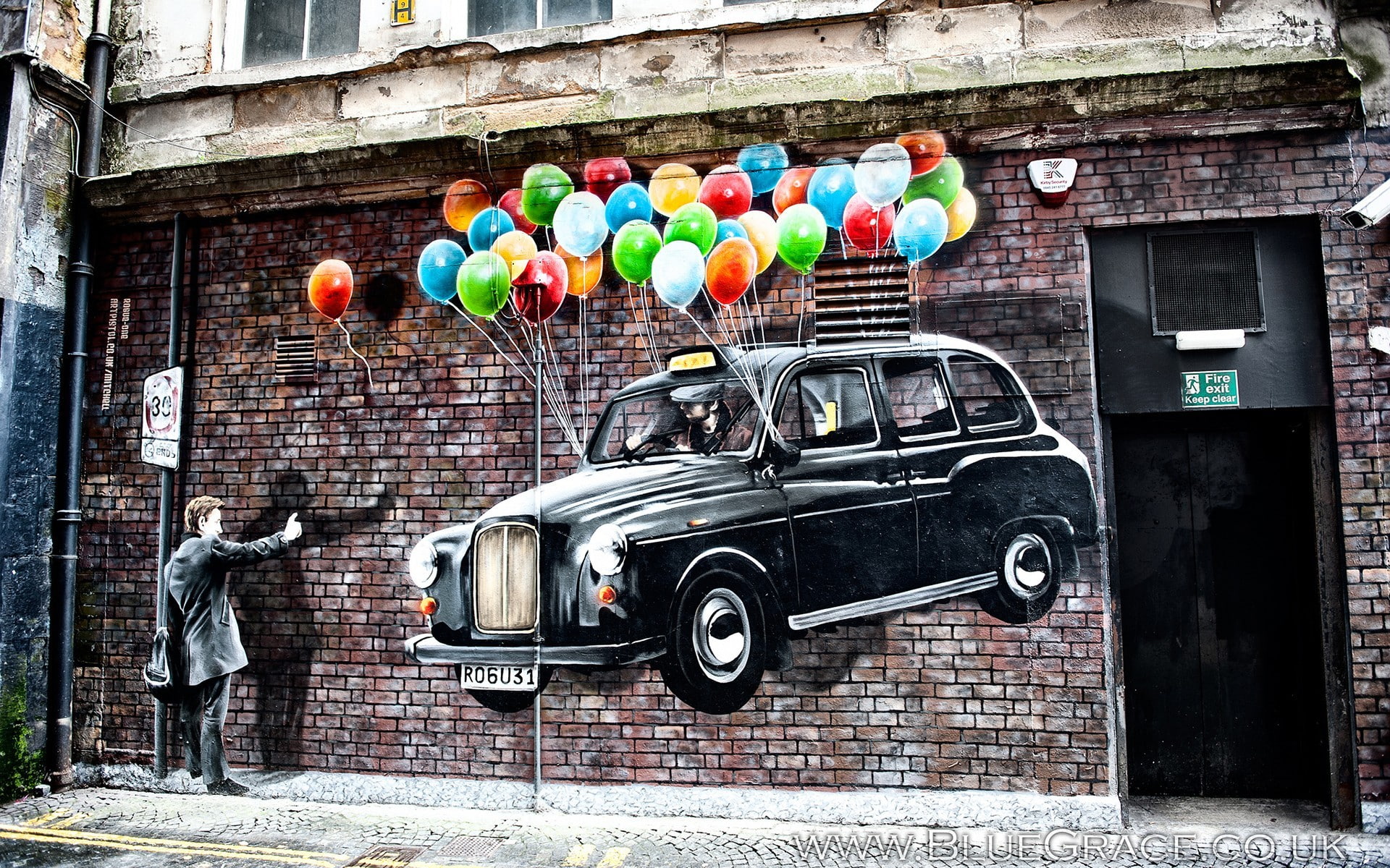 colorful, street, flying, car, taxi, street art, graffiti, building, balloon, 1080P, bricks, men, HD Wallpaper