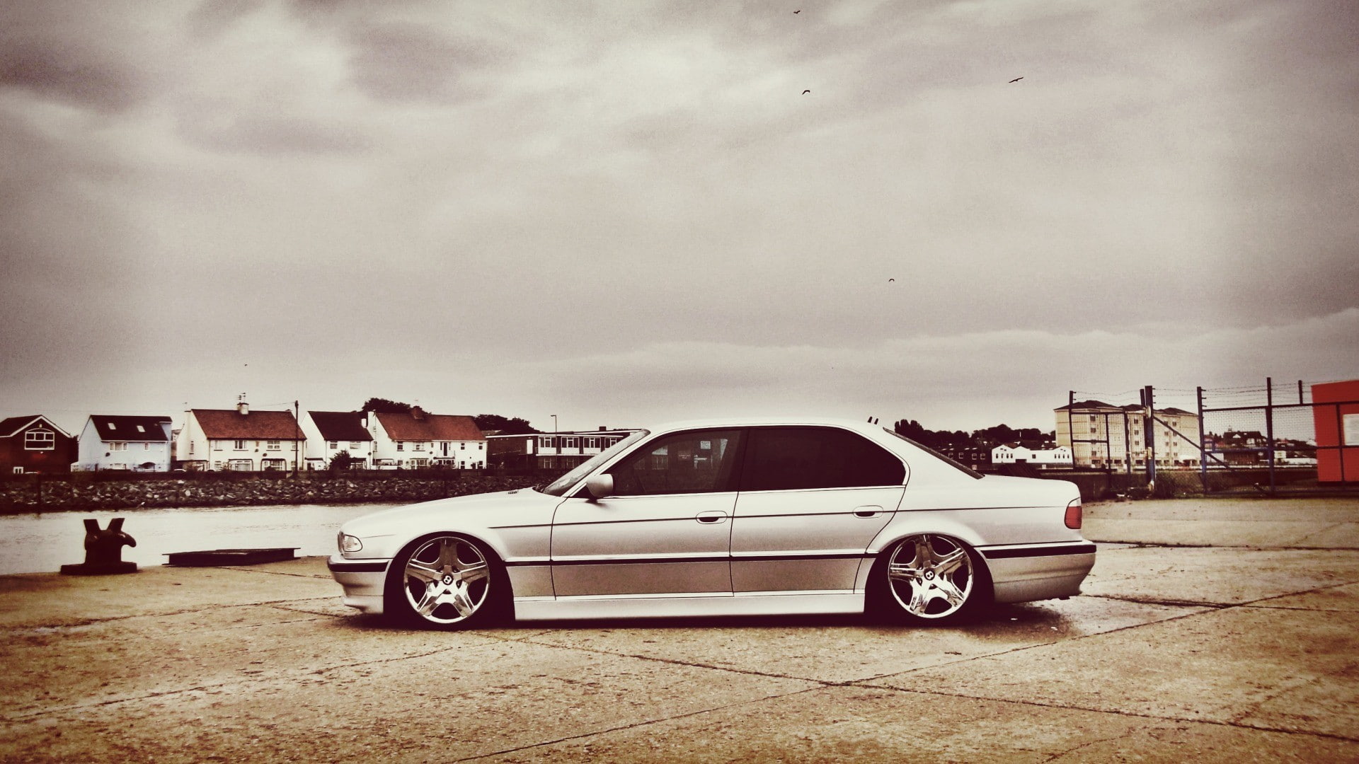 city, retro styled, motor vehicle, outdoors, history, 1080P, mode of transportation, cloud - sky, road, sky, transportation, BMW 7 Series, land vehicle, HD Wallpaper
