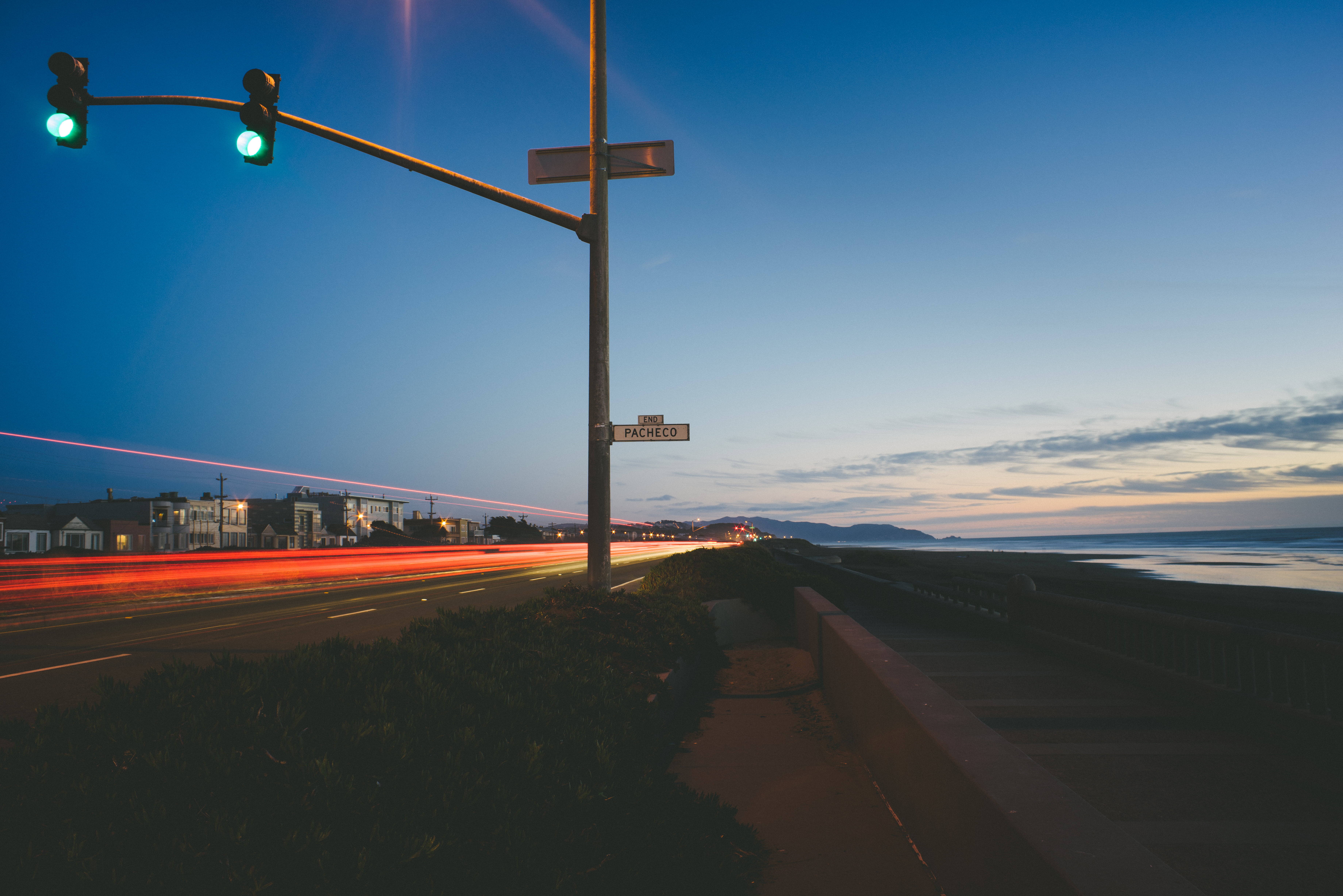 nature, photography, highway, sidewalk, no people, dusk, traffic lights, time, transportation, stoplight, near, street light, ocean, architecture, traffic, HD Wallpaper