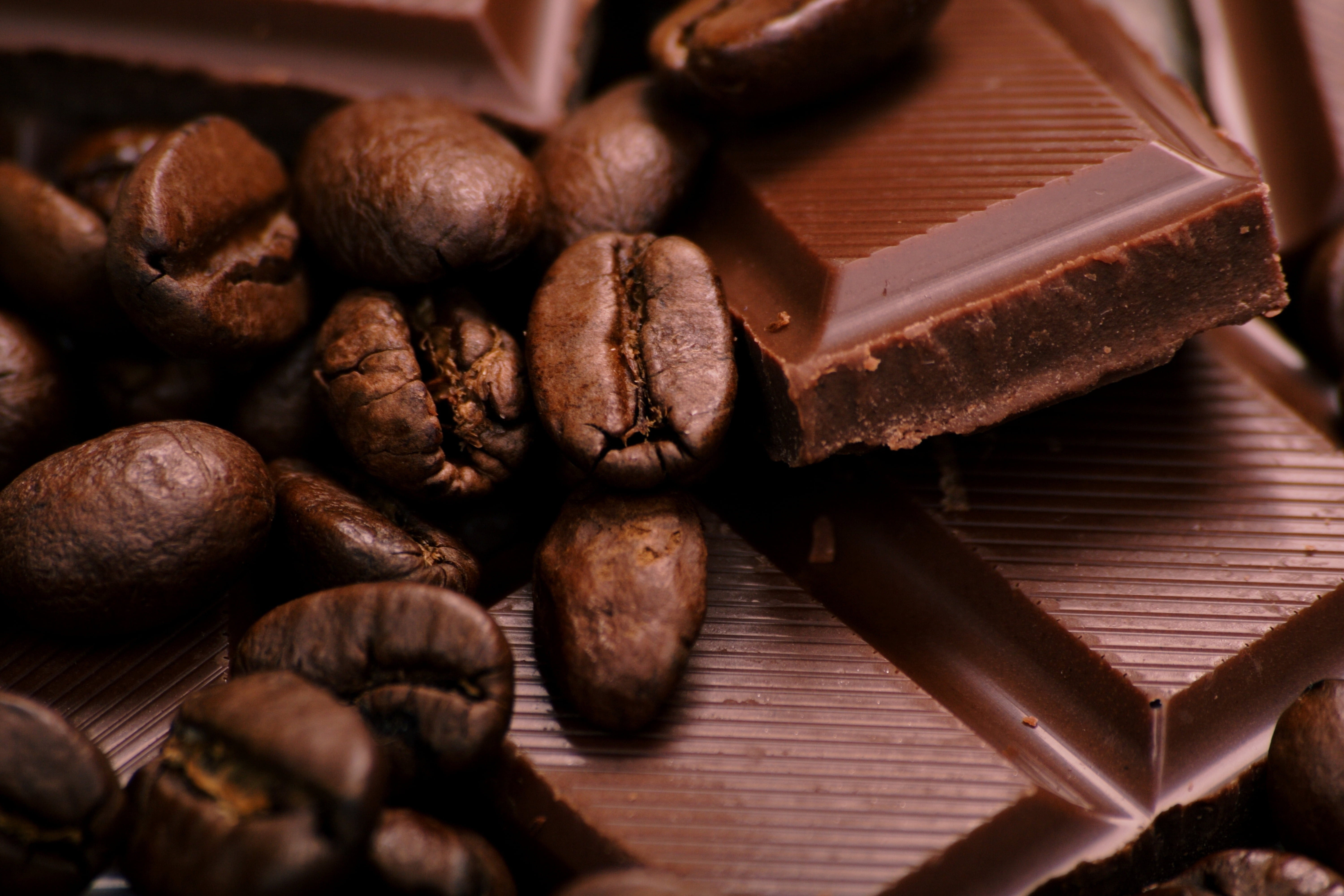 temptation, coffee, dessert, heap, large group of objects, black Color, indulgence, caffeine, brown, roasted coffee bean, the sweetness, gourmet, no People, HD Wallpaper