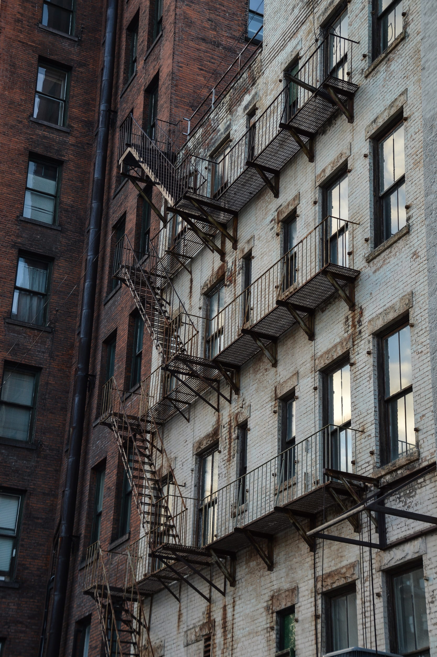 city, facade, downtown, urban, low angle view, apartment, outdoors, backgrounds, built structure, residential, property, building exterior, residential district, Phone HD Wallpaper