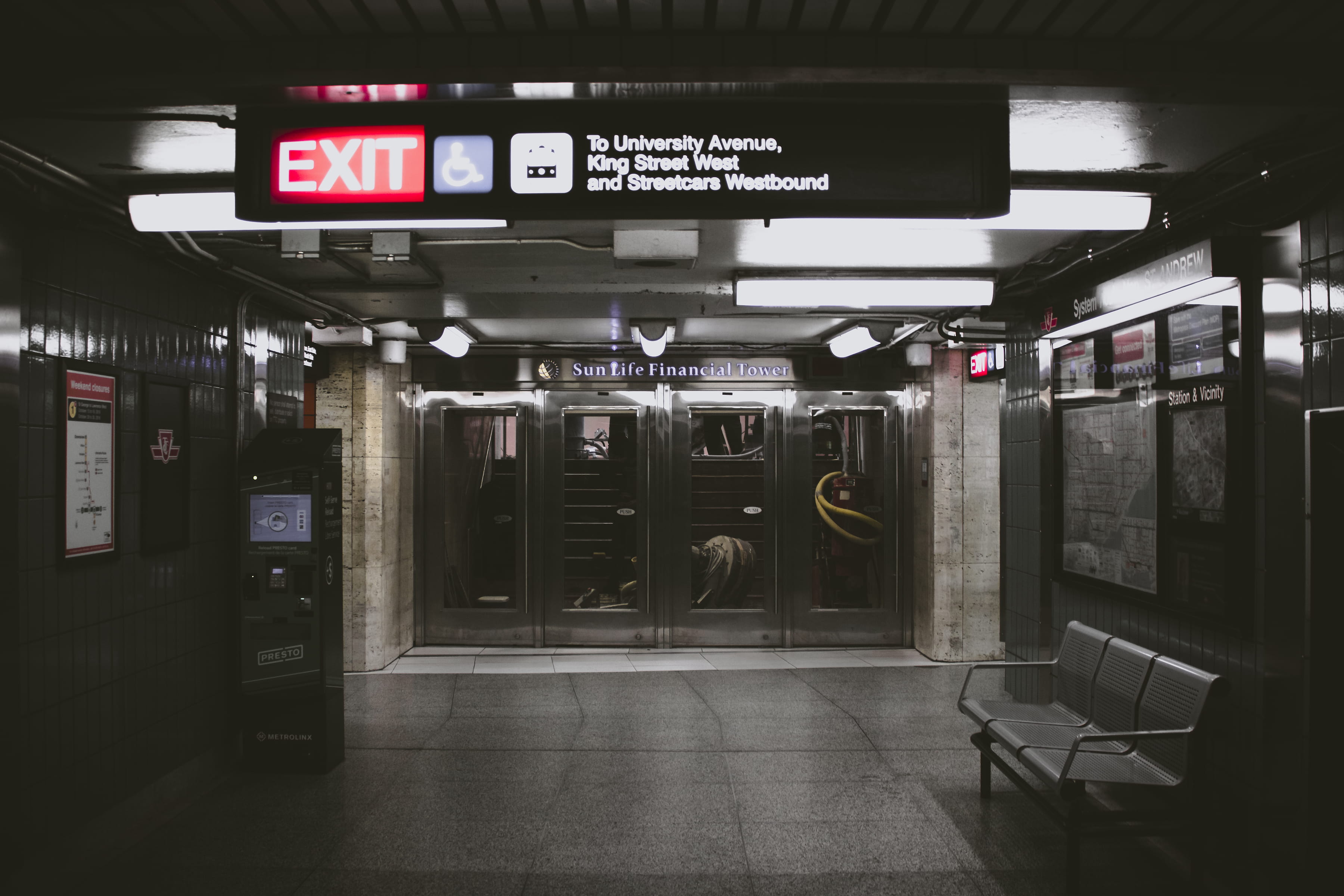 exit, places, station, communication, railroad station, ceiling, transportation, entrance, sign, no people, text, 2K, mode of transportation, subway, script, HD Wallpaper