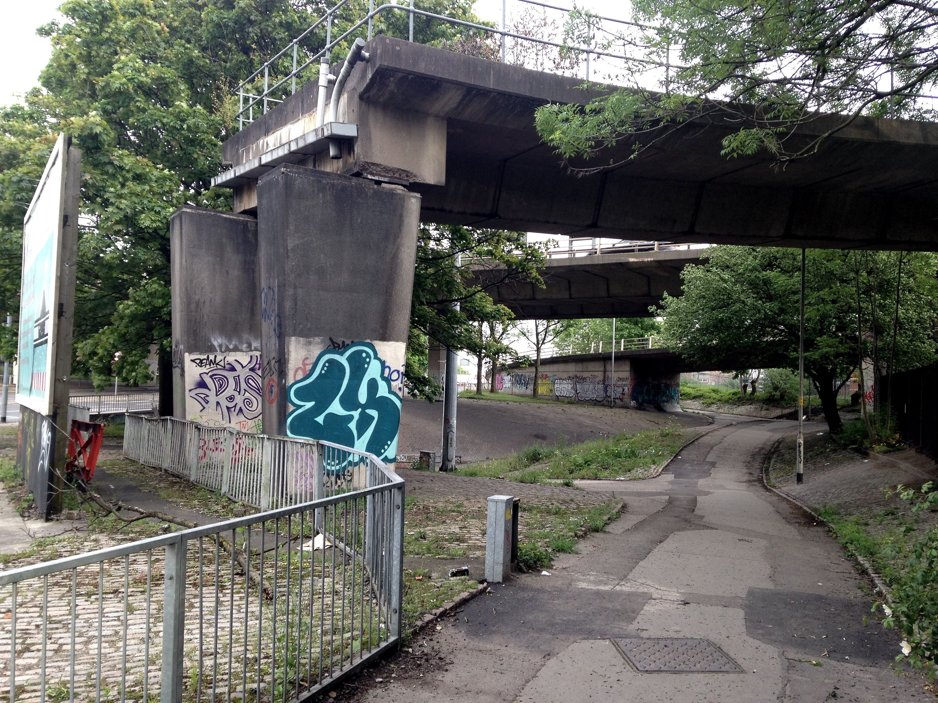 direction, way, growth, mancunian way, manchester, built structure, 2K, city, mancunian, road, graffiti, public, architecture, s, sign, beneath, plant, HD Wallpaper
