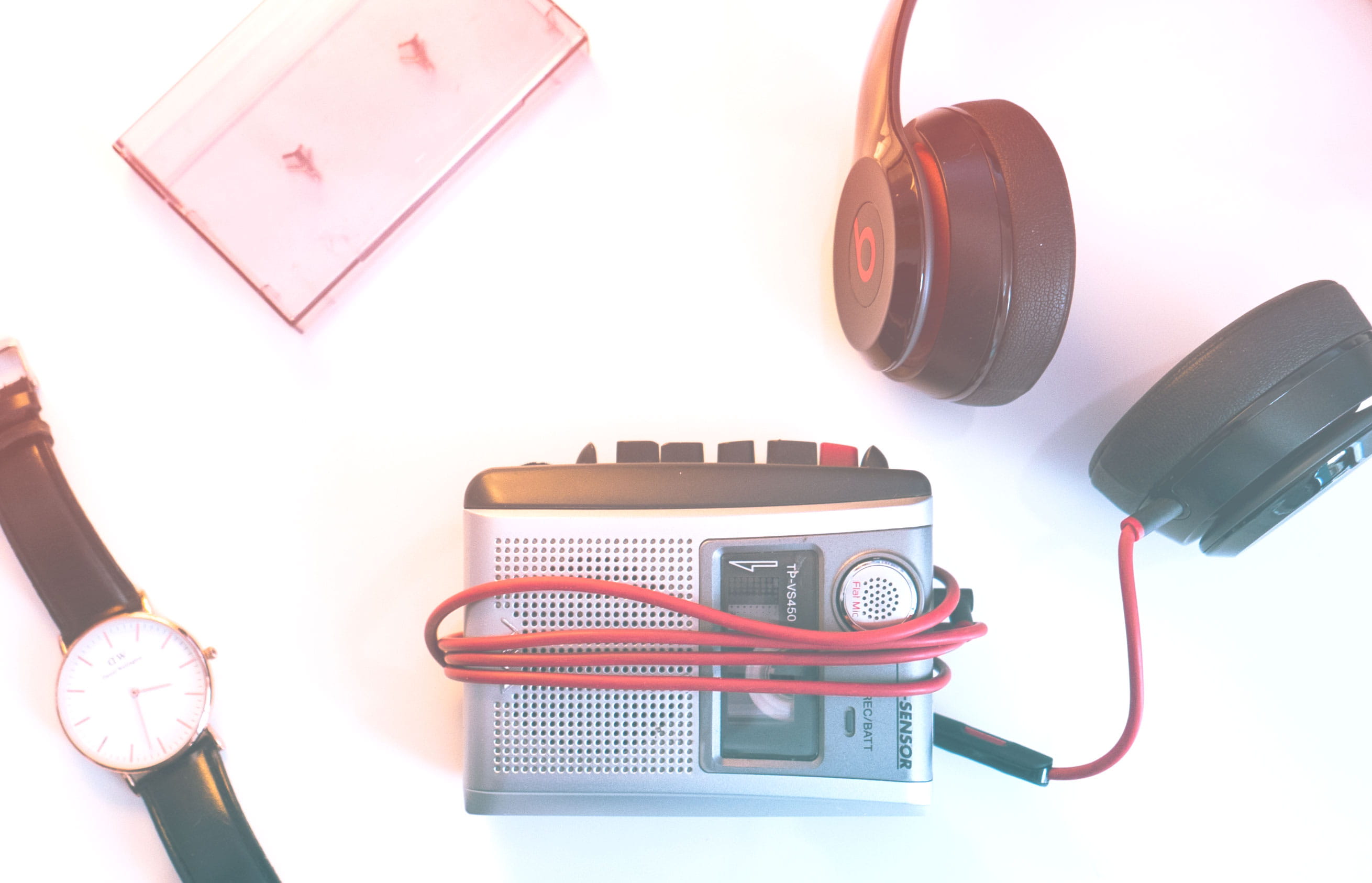 headphones, music, recorder, studio shot, retro styled, camera - photographic equipment, technology, equipment, photographic equipment, vintage, beats, HD Wallpaper