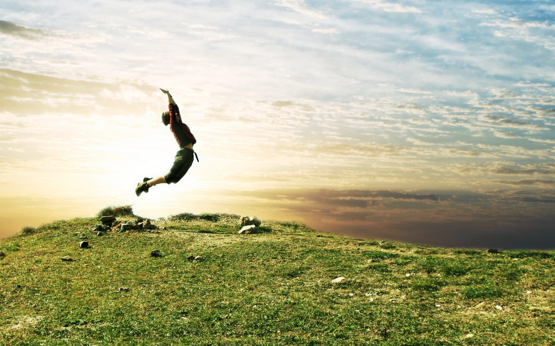 sun, sport, sunlight, back Lit, 1080P, action, land, tranquil scene, silhouette, nature, shorts, relaxation Exercise, beauty In Nature, motion, gray, denim, HD Wallpaper