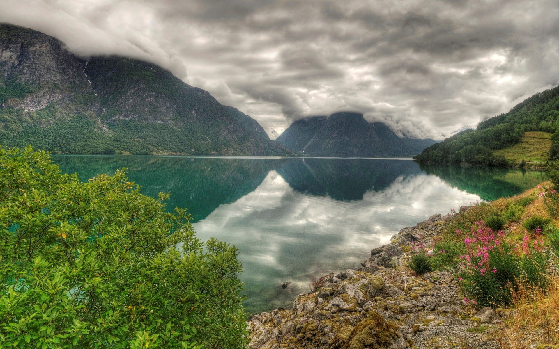 idyllic, high res  nature download 1920x1200, tranquility, water, non-urban scene, tranquil scene, cloud - sky, plant, mountain, lake, day, scenics - nature, HD Wallpaper
