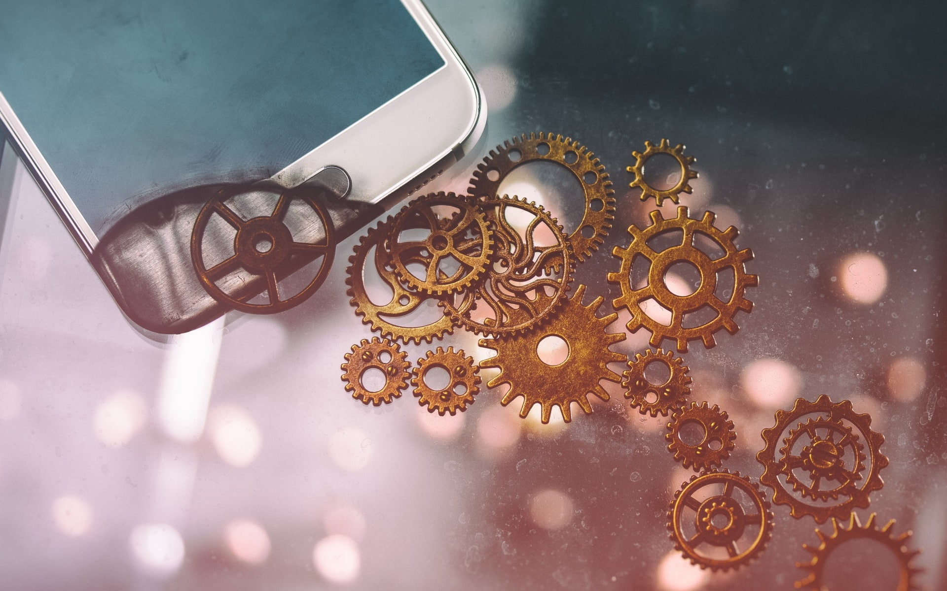 1080P, pearl jewelry, glass - material, close-up, luxury, shiny, floral pattern, water, jewelry, decoration, necklace, reflection, indoors, still life, HD Wallpaper