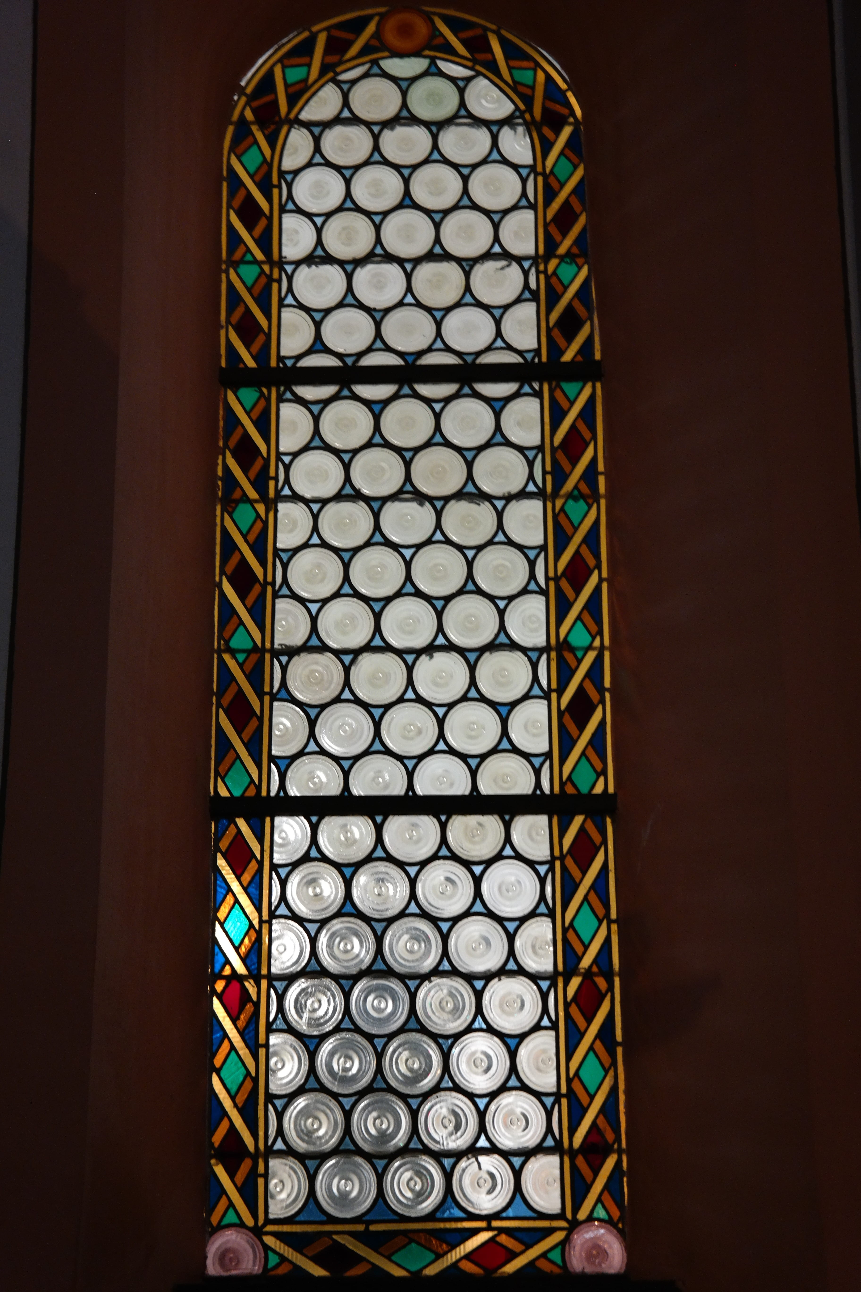 close-up, pattern, window, umbilical plate, glass, light, lycaon, stained glass, glass - material, design, butz disc window, indoors, shape, about, place of worship, Phone HD Wallpaper