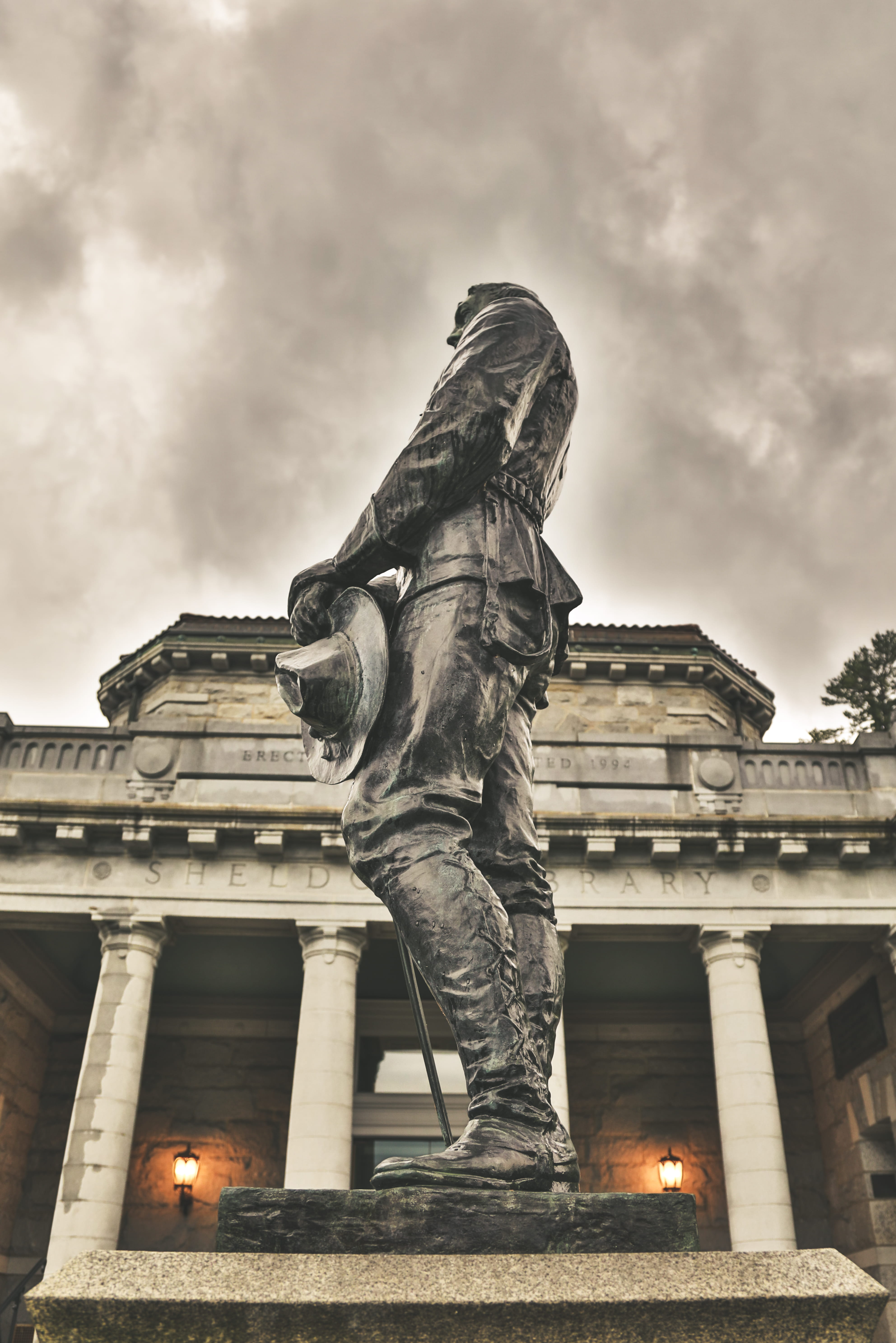 representation, creativity, no people, cloud - sky, built structure, human representation, concord, solider, architectural column, sps, granite, outdoors, Phone HD Wallpaper