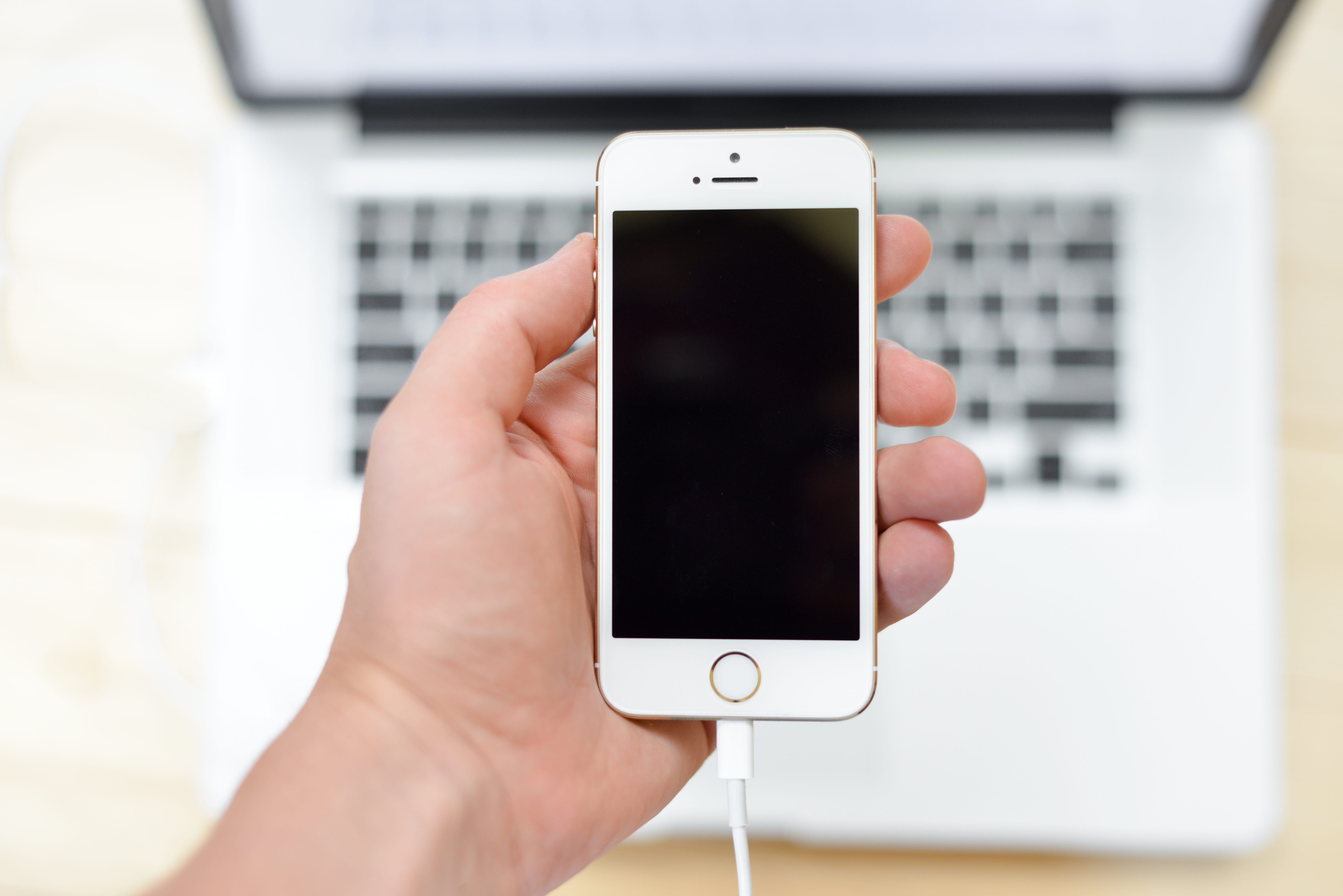 iphone, modern, holding, portable information device, electronics, smartphone, device, telephone, computer, one person, apple, phone, display, touch screen, HD Wallpaper
