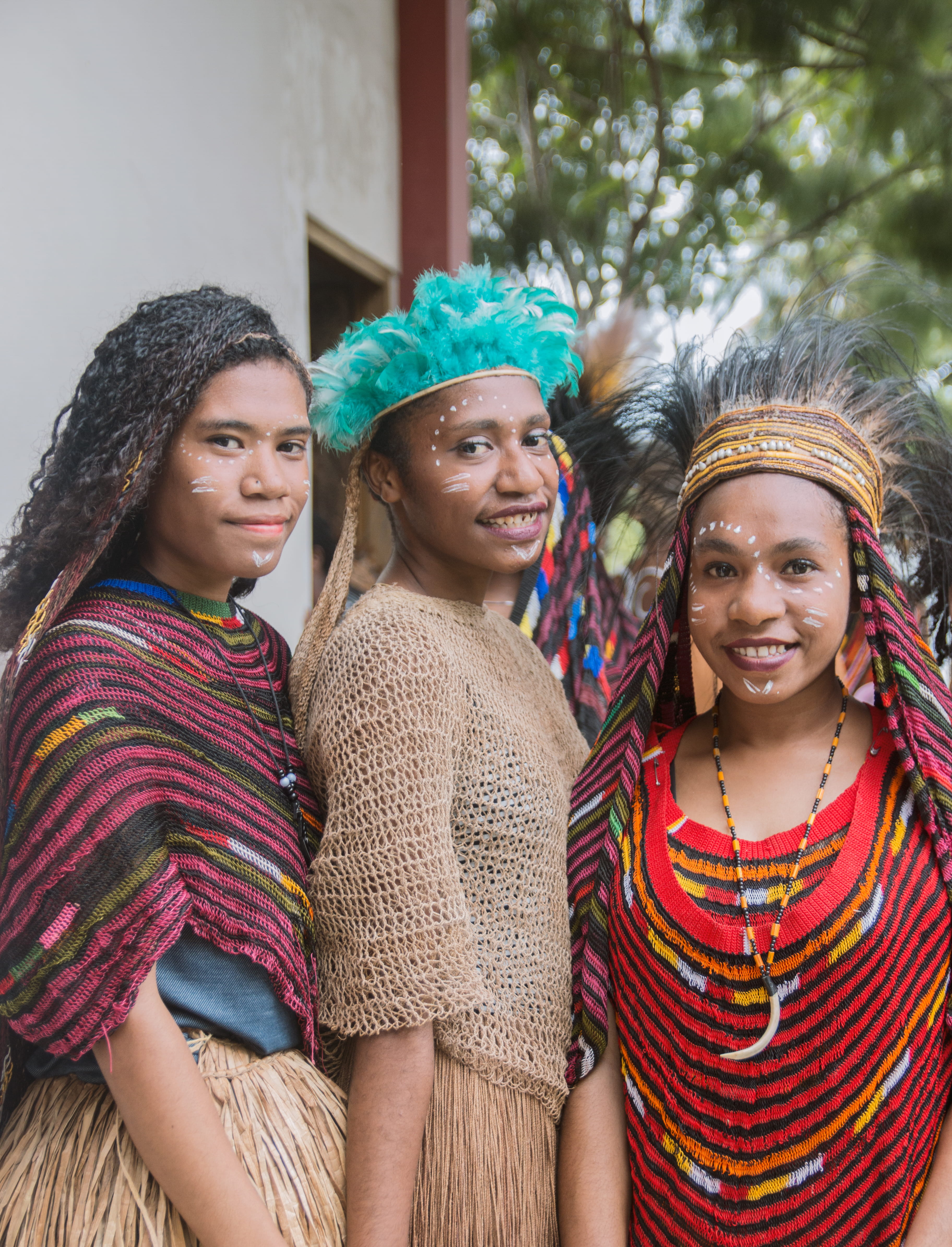women, bright, westpapua, young adult, costumes, togetherness, group of people, culture, tribal, happy, clothing, group, smiling, potrait, tropic, seagrass, Phone HD Wallpaper