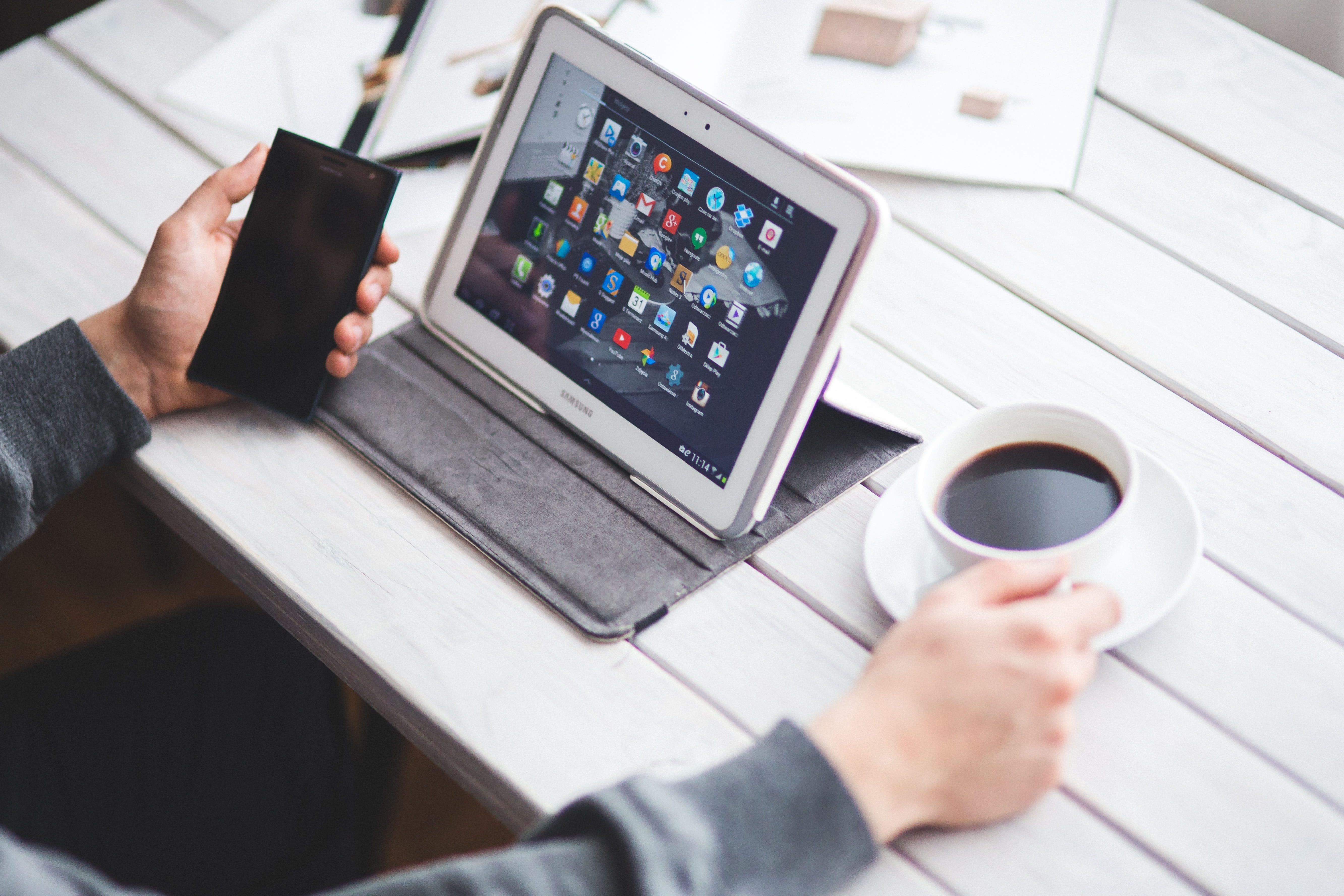 cup, mobile, working, galaxy, drinking, drink, one person, device, turned, cell, digital, android, hand, work, digital tablet, computer, samsung, sitting, HD Wallpaper