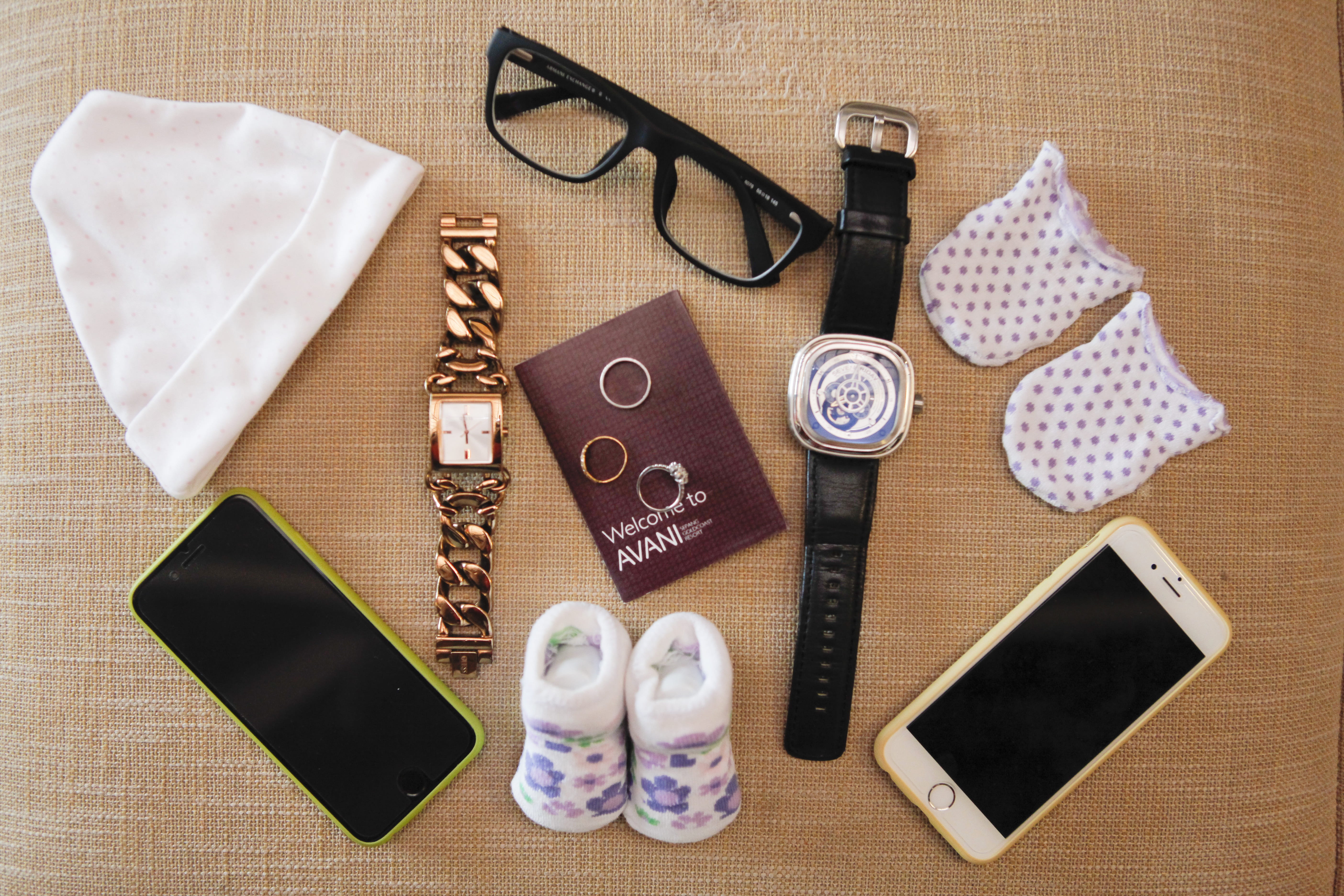 indoors, equipment, Design, fashion, clothing, scissors, technology, Watch, design, wireless technology, smart phone, Time, communication, personal Accessory, HD Wallpaper