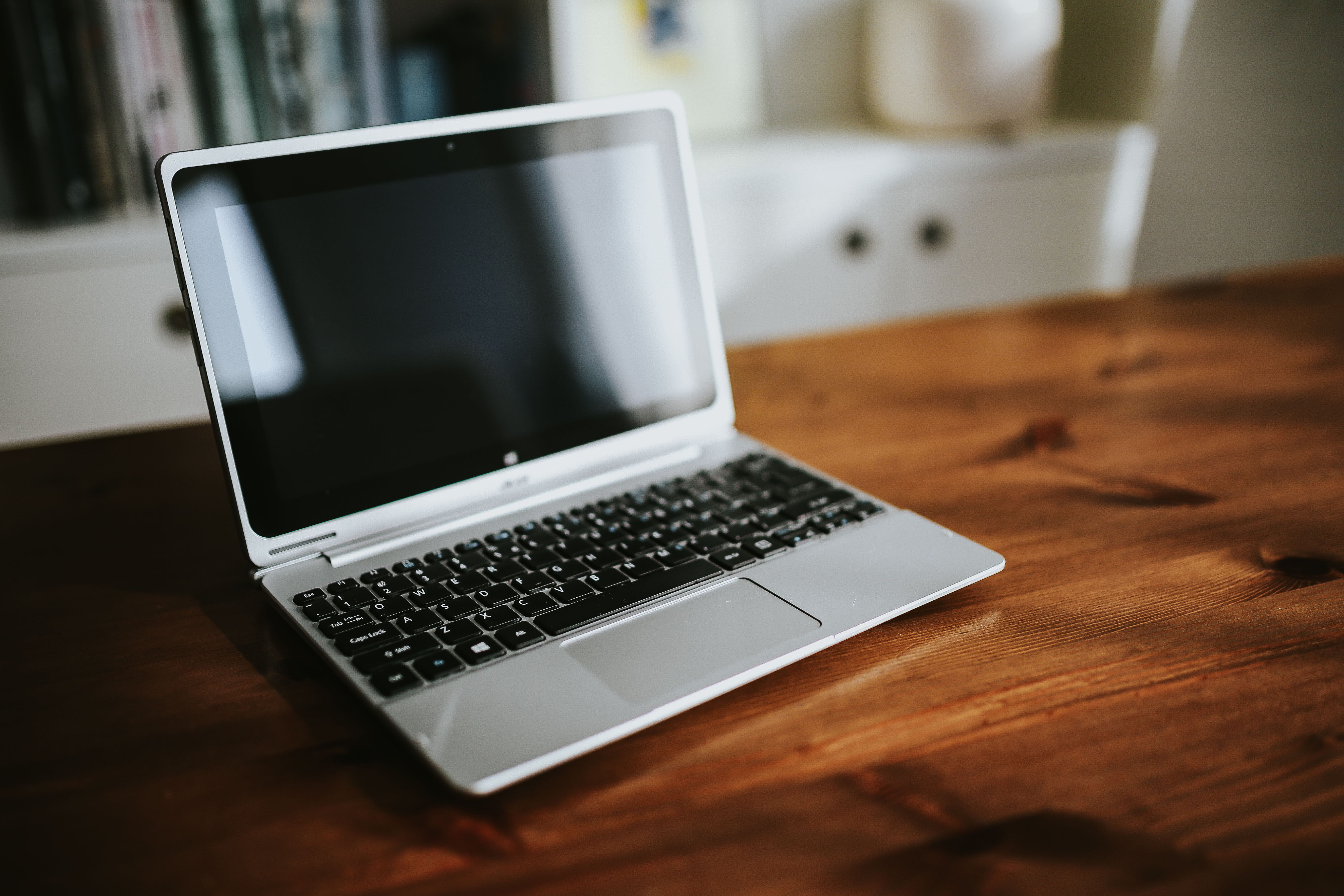 smartphone, computer Keyboard, global communications, wood, business, indoors, focus on foreground, desk, computer network, home Interior, 5K, Silver, HD Wallpaper
