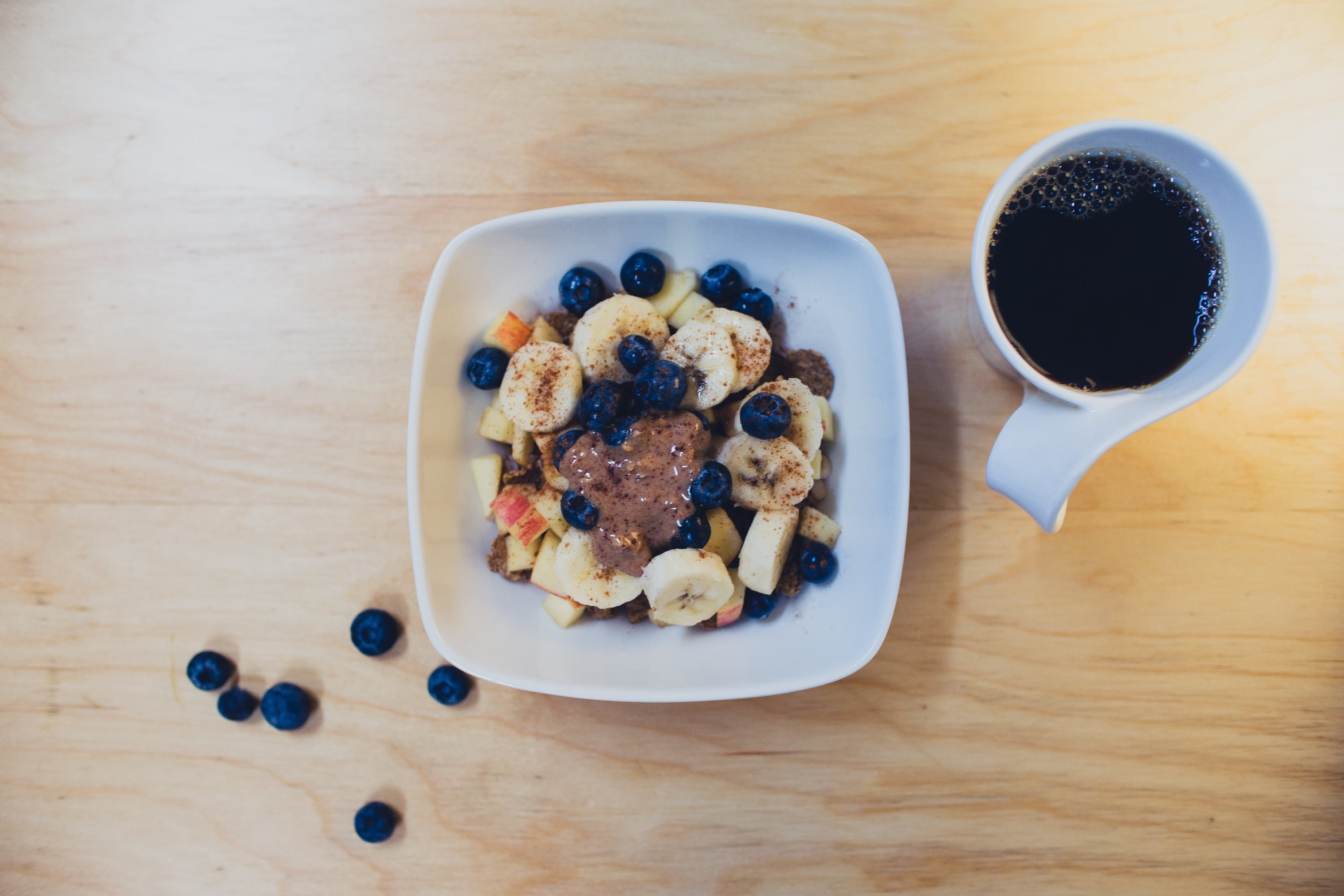 refreshment, table, freshness, fruit, beside, cup, white, breakfast table, meal, wellbeing, coffee, 2K, salad, healthy, gourmet, yogurt, flat, breakfast, HD Wallpaper