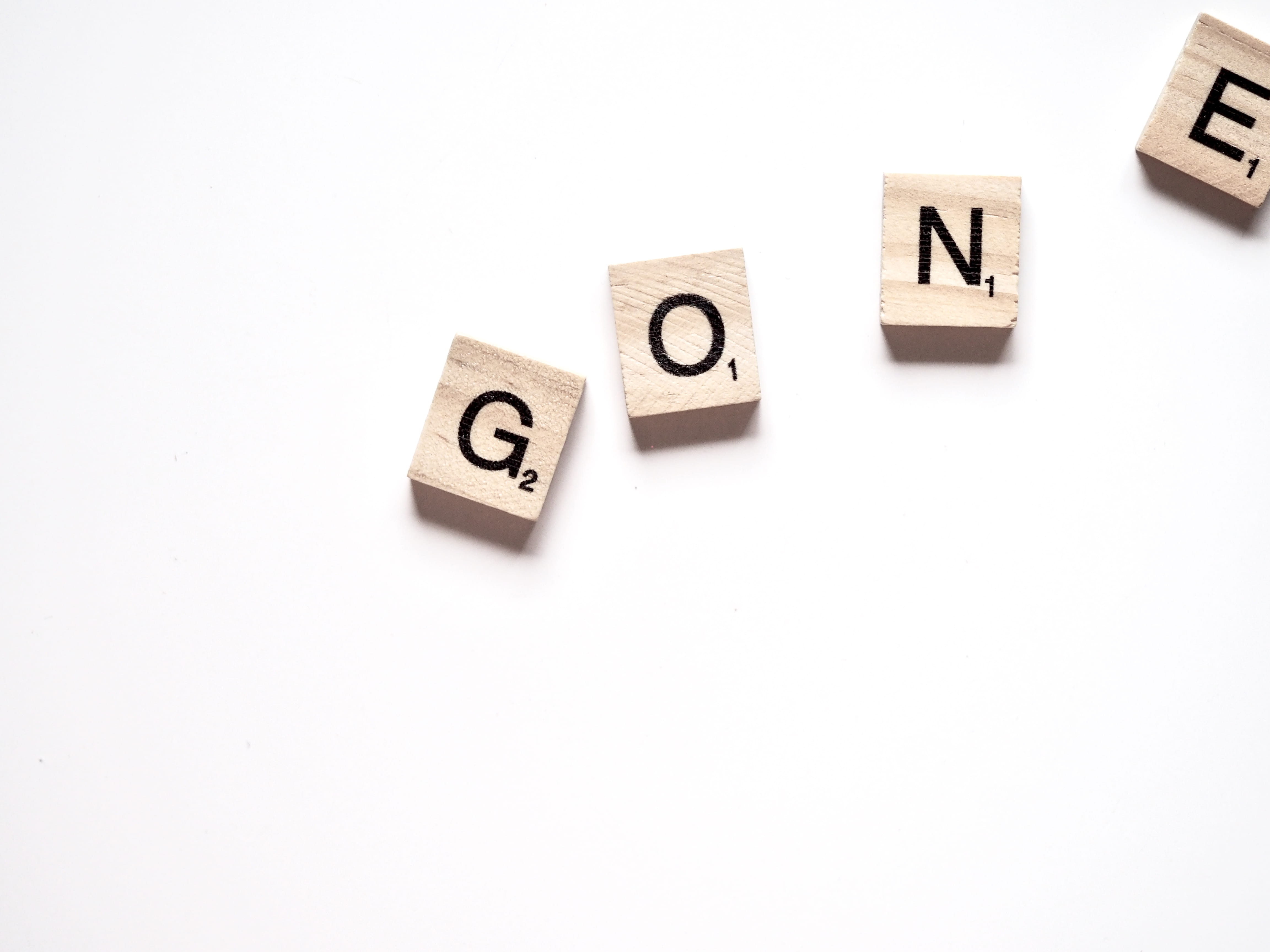 medium group of objects, wooden, indoors, education, pieces, close-up, symbol, illustration, studio shot, capital letter, sign, western script, copy space, HD Wallpaper