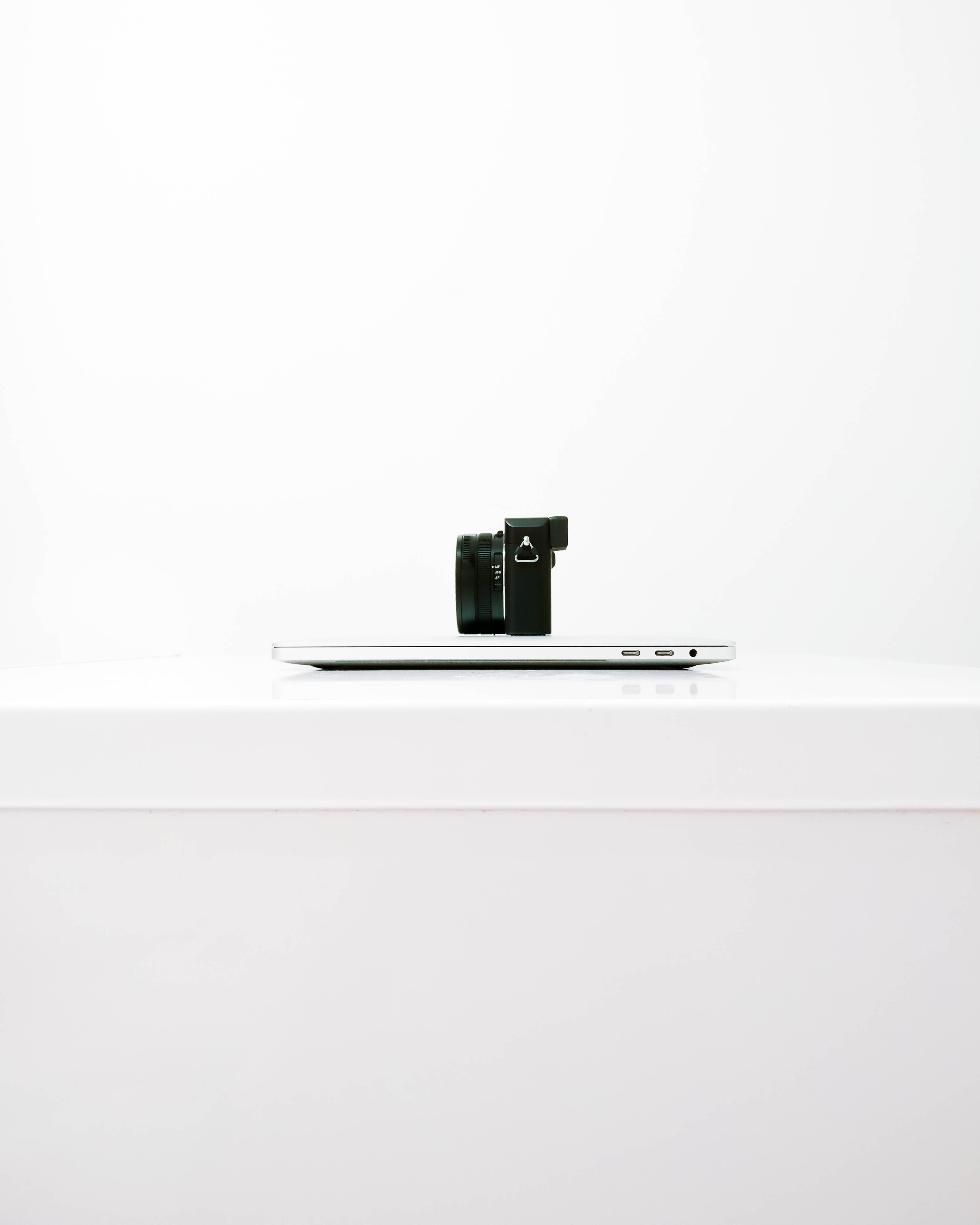 black, close-up, modern technology, equipment, modern, minimalist, camera, music, modern design, layout, white background, cut out, top, black color, minimal tech, Phone HD Wallpaper