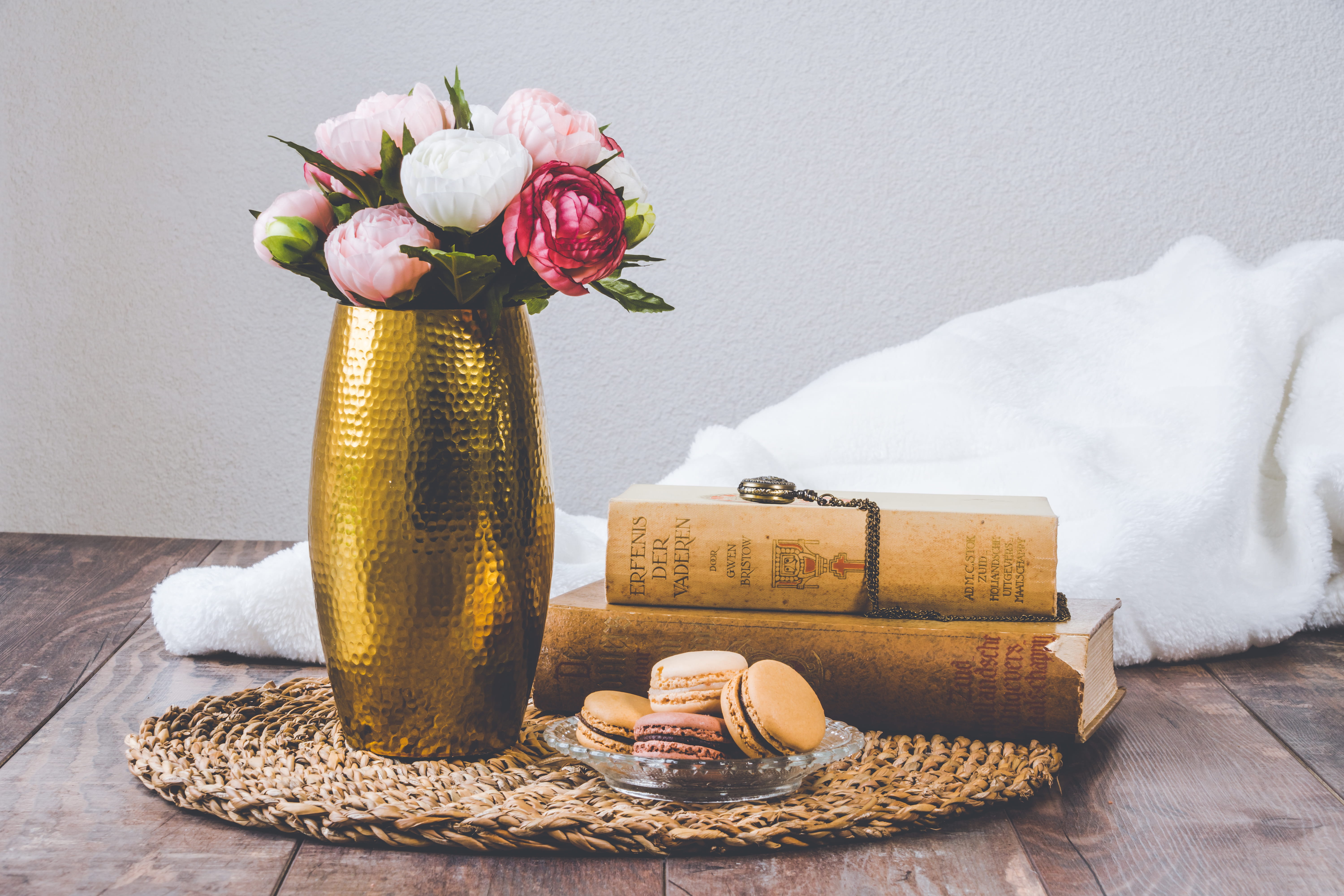 relaxation, nature, arrangement, food, wood, flora, vintage, plant, traditional, flower head, wooden, wood - material, container, 5K, wall - building feature, HD Wallpaper
