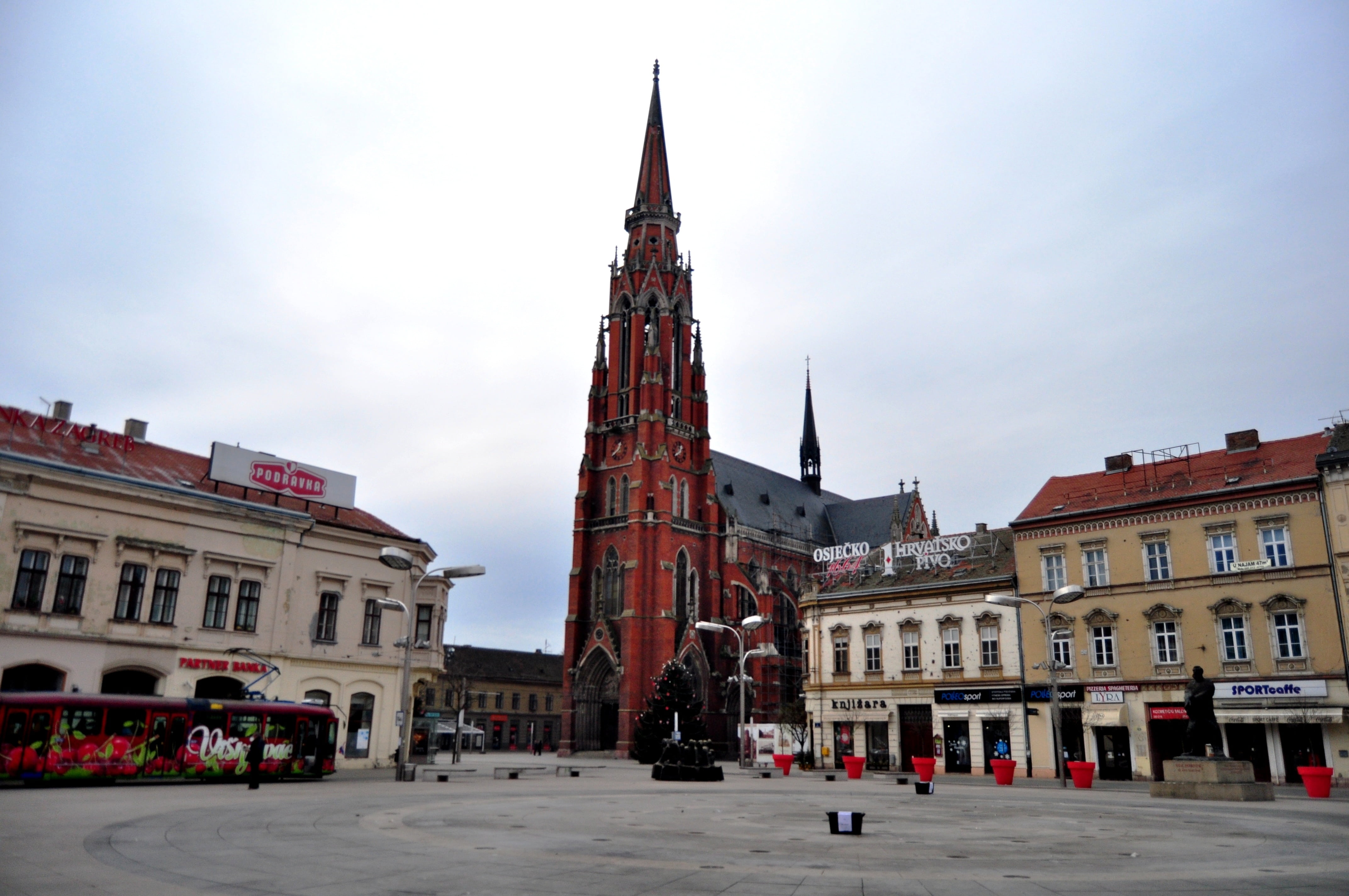 city, architecture, square, 4K, place of worship, outdoors, building, european, the past, town, heritage, church, town square, osijek, tourist, building exterior, HD Wallpaper