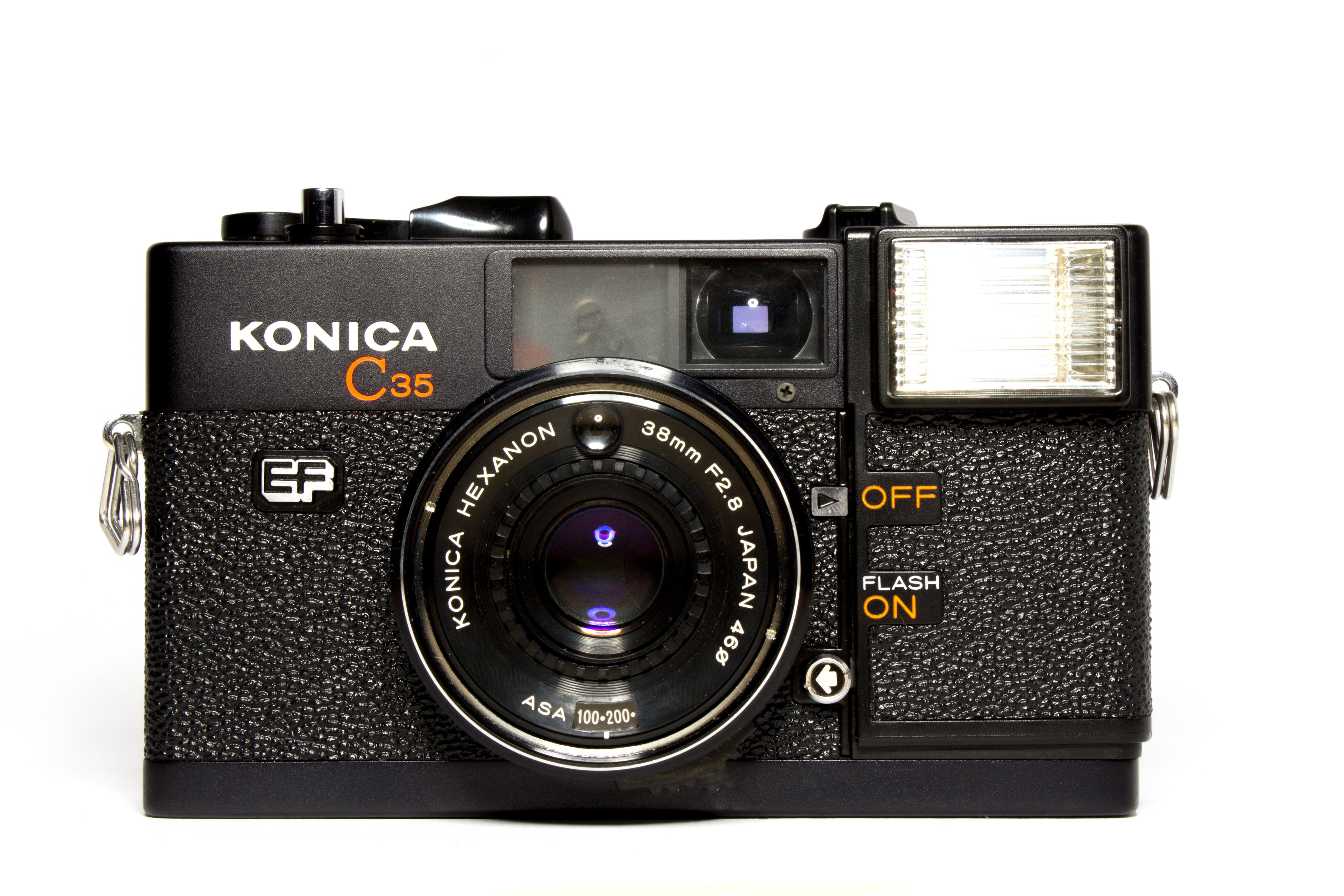 camera - photographic equipment, indoors, camera, photography, old, studio shot, kleinbild film, recording, no people, lens, digital camera, hipster, equipment, HD Wallpaper
