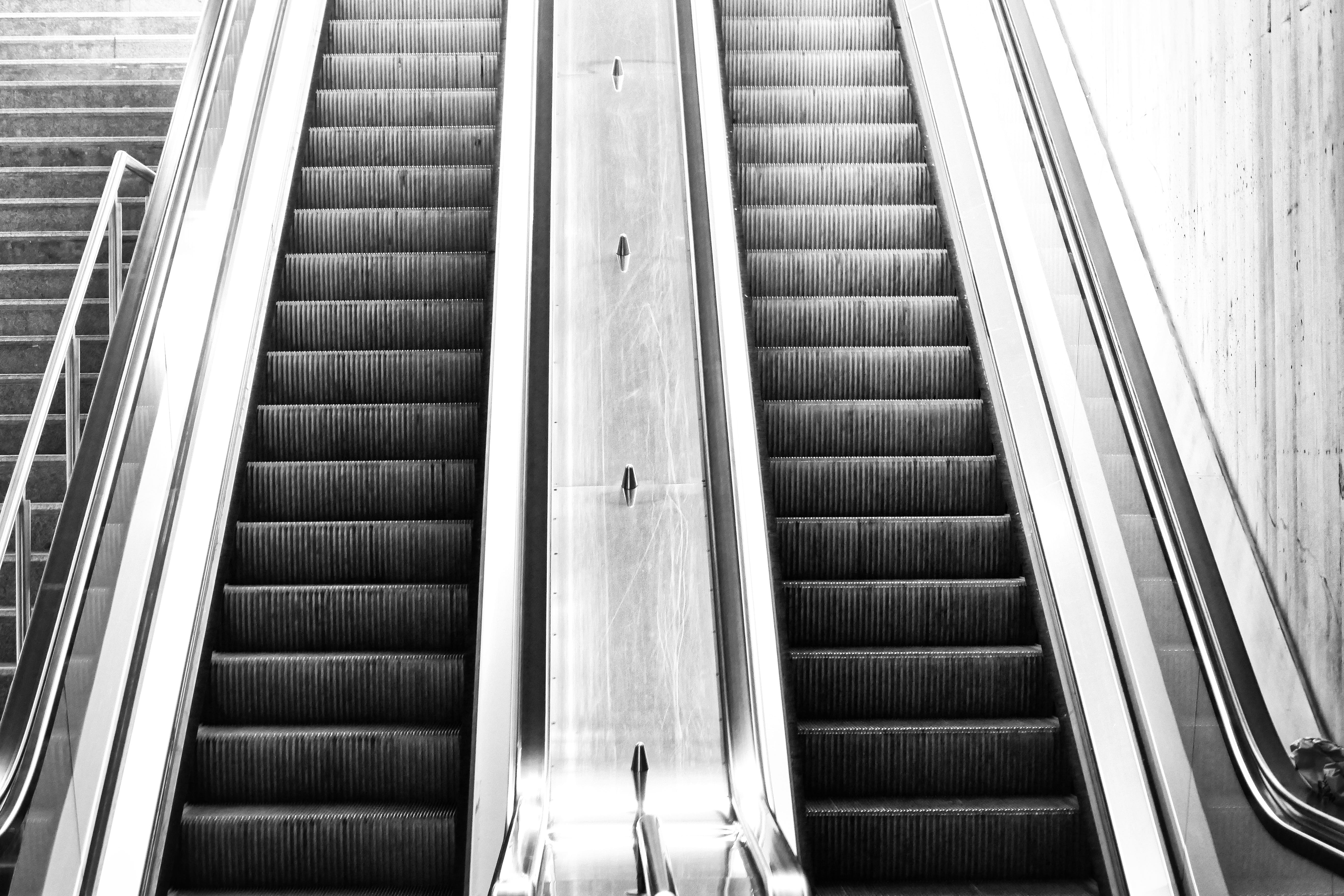 escalator, architecture, the way forward, no people, underground, construction, pattern, down, roller platform, 5K, direction, steps and staircases, upward, HD Wallpaper