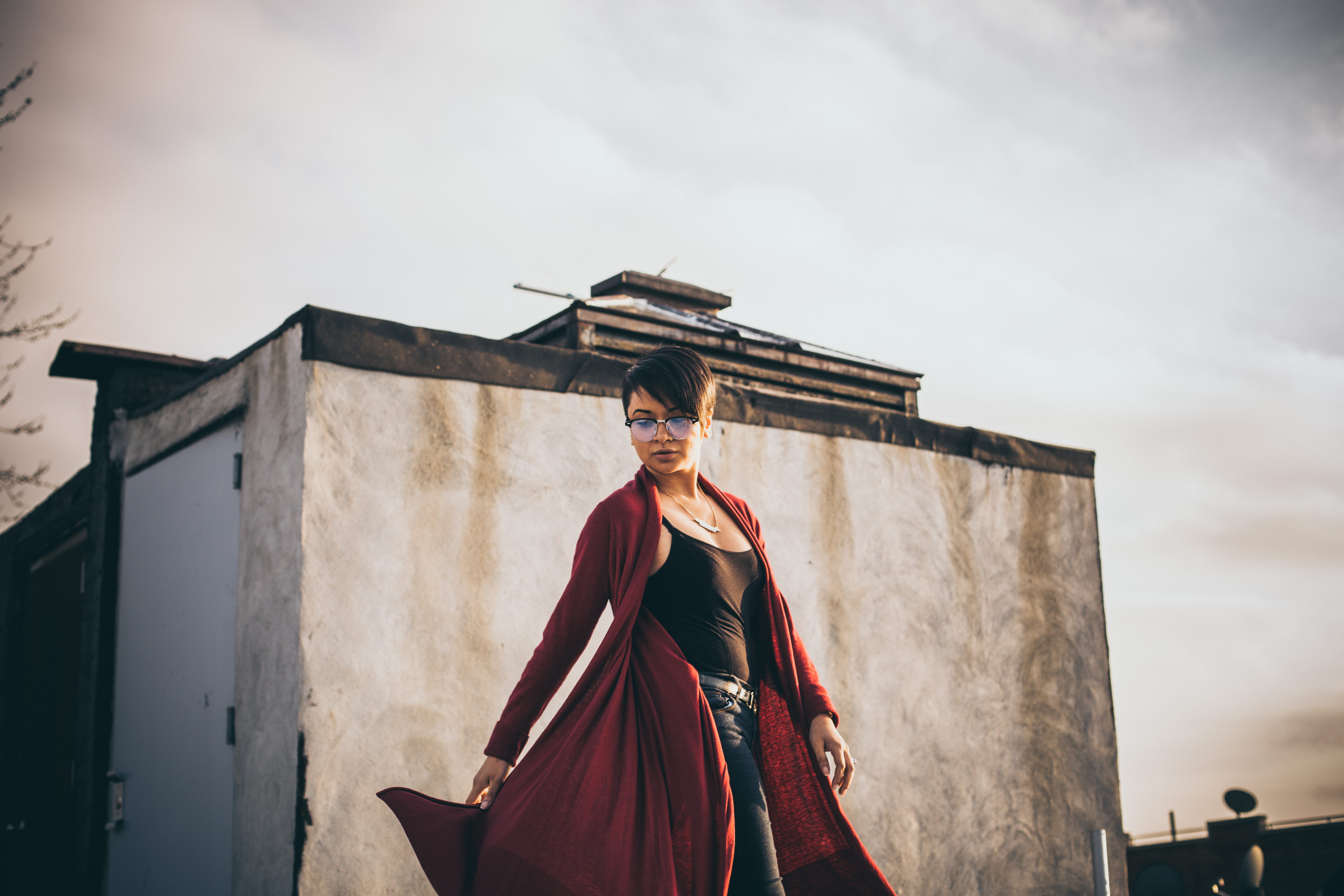 women, wearing, concrete, looking away, nature, sky, top, built structure, front view, front, real people, men, cloud - sky, people, outdoors, Confidence, HD Wallpaper