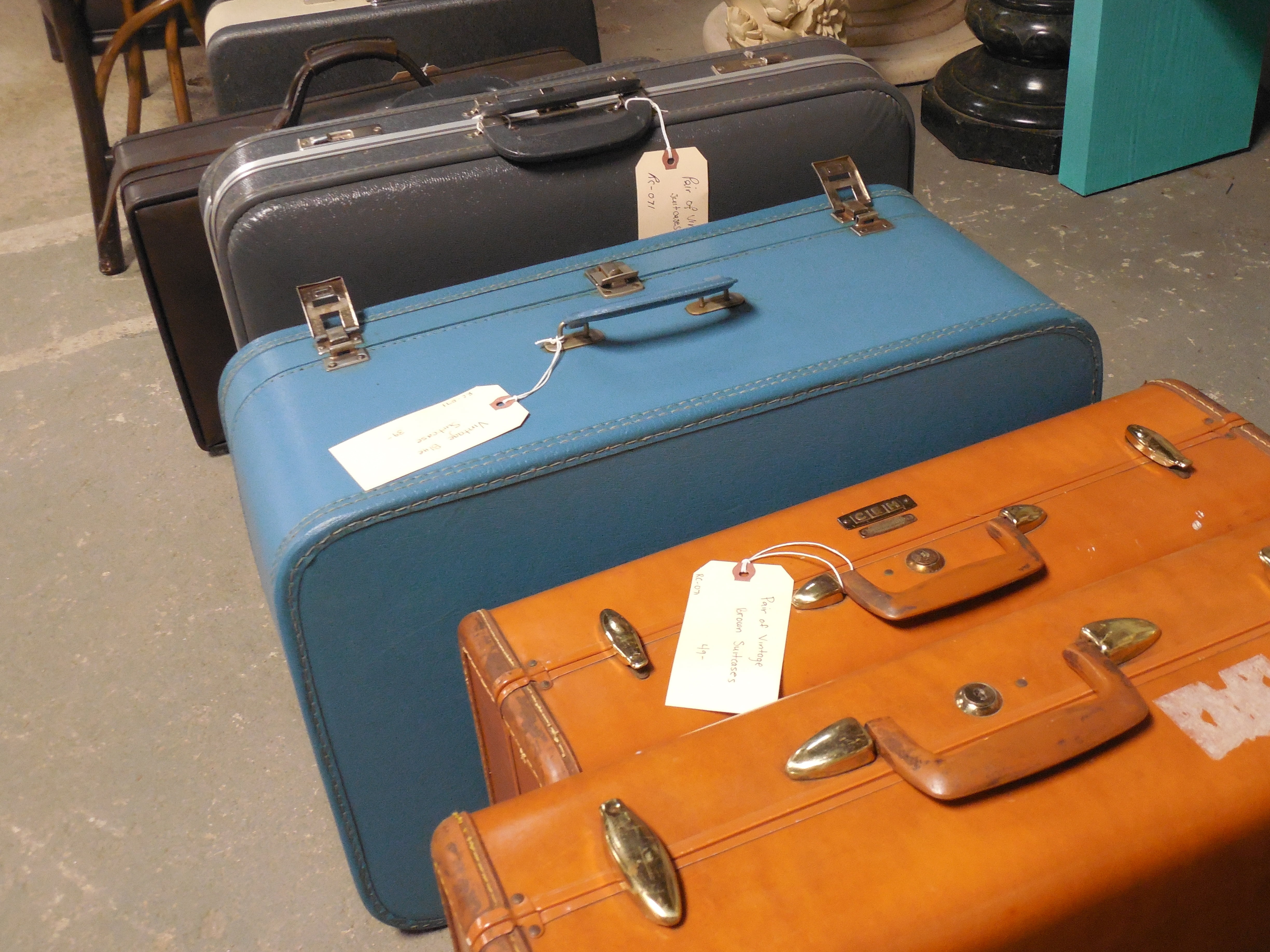 journey, departure, airport, packing, leaving, floor, handle, luggage, 4K, retro, table, traveler, still life, indoors, case, packed, seat, chair, suitcases, HD Wallpaper