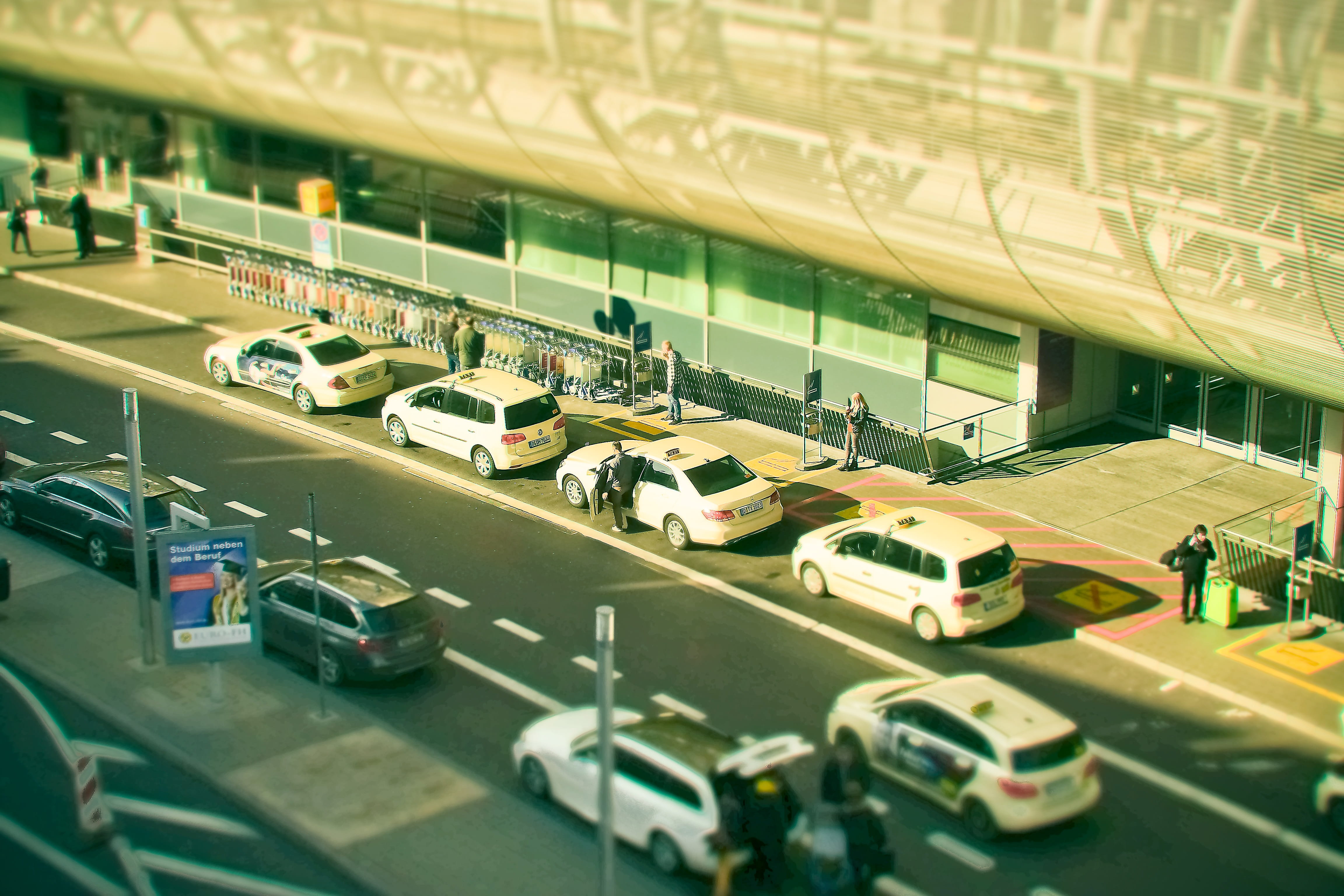 airport, Traffic, on the move, pavement, street, parking lot, public transportation, 4K, tilt shift, parking garage, selective focus, mode of transportation, HD Wallpaper