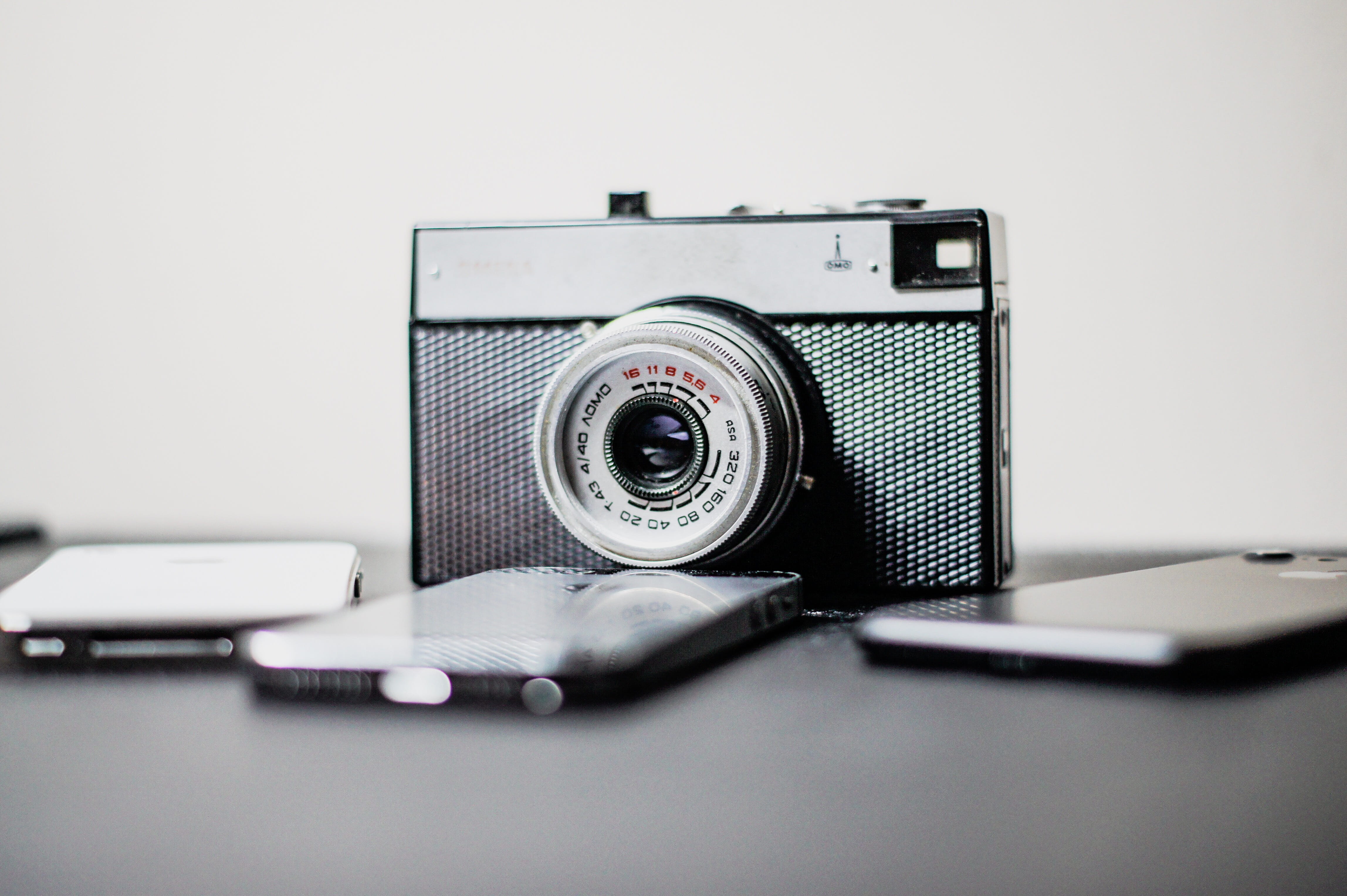 photographer, grey, apple, camera - Photographic Equipment, equipment, desk, photographic Equipment, 4K, desl, iphone, gear, obsolete, old, single Object, HD Wallpaper
