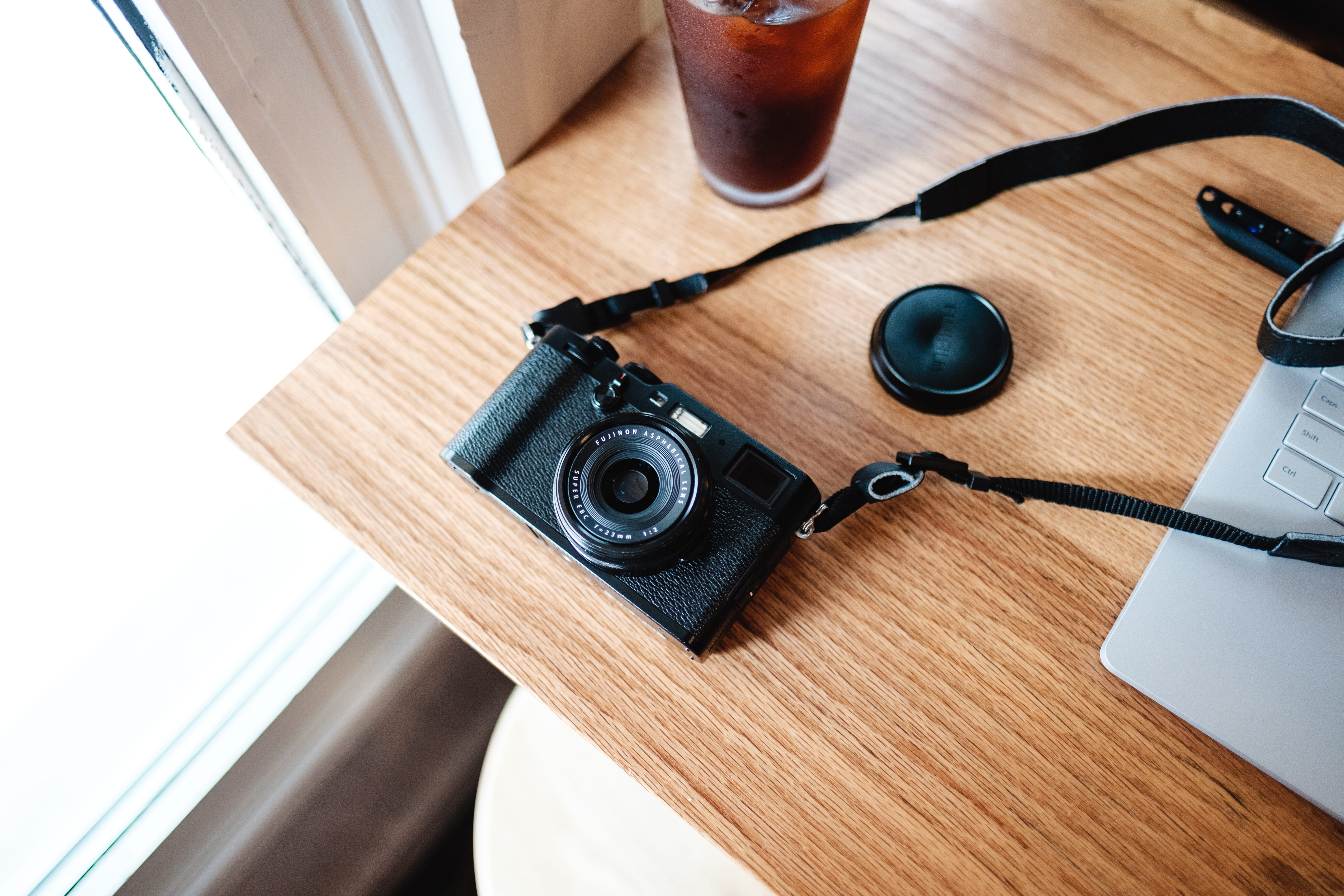 camea, old-fashioned, no People, wood - Material, above, lens - Optical Instrument, technology, fujifilm, urban, camera - Photographic Equipment, table, HD Wallpaper