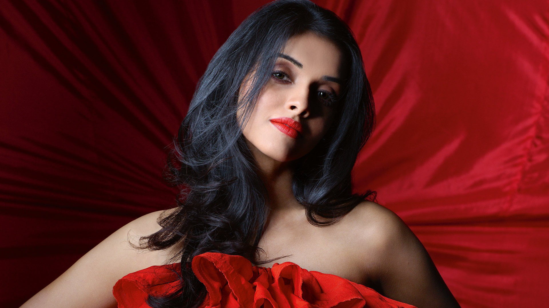 make-up, indian celebrities, beautiful woman, fashion, lipstick, human lips, beautiful people, adult, beauty, studio shot, brown hair, black hair, one person, HD Wallpaper