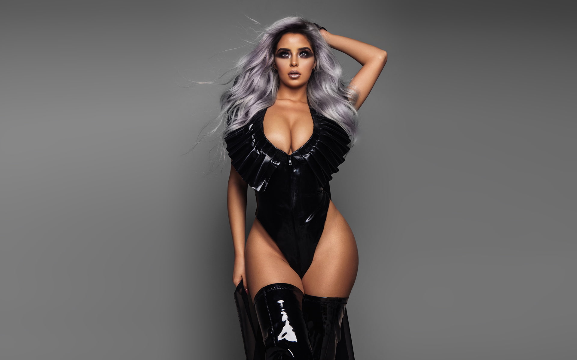 hair, mawby, black color, looking at camera, studio shot, rose, adult, glamour, beautiful woman, demi, young women, beautiful people, fashion model, fashion, HD Wallpaper