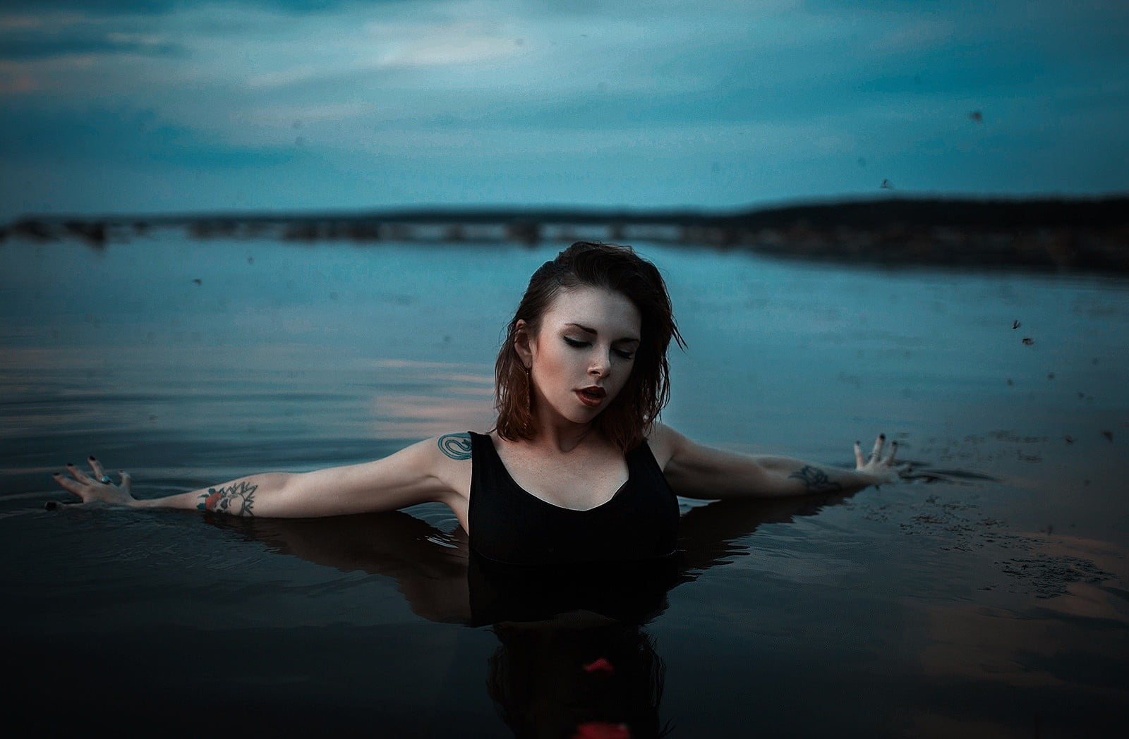 sky, wet body, leisure activity, tattoo, hairstyle, contemplation, sea, scenics - nature, nature, adult, beautiful woman, young adult, closed eyes, one person, HD Wallpaper