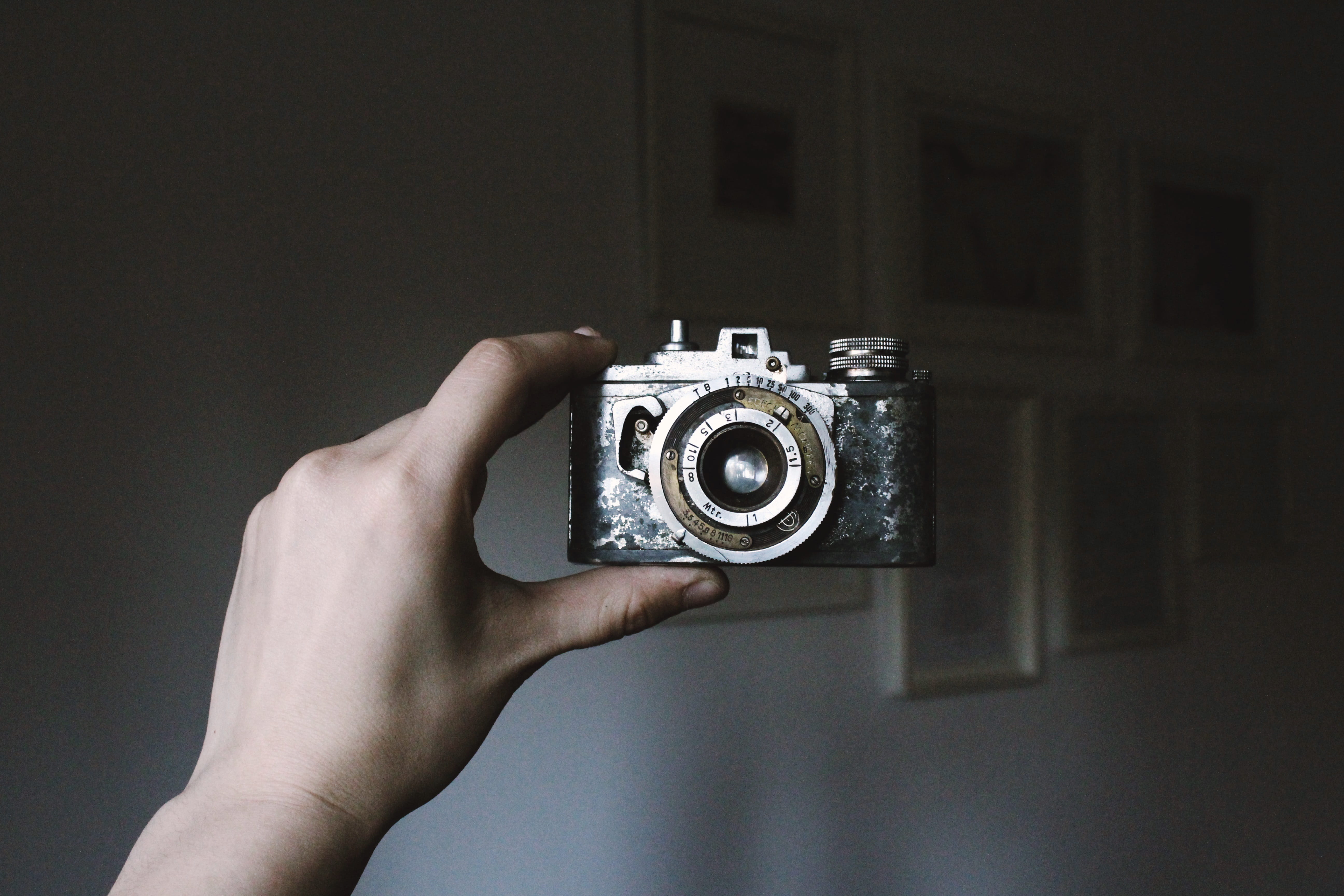 retro Styled, camera - Photographic Equipment, single Object, human Hand, indoors, one person, focus on foreground, equipment, Film, 5K, old, lifestyles, HD Wallpaper
