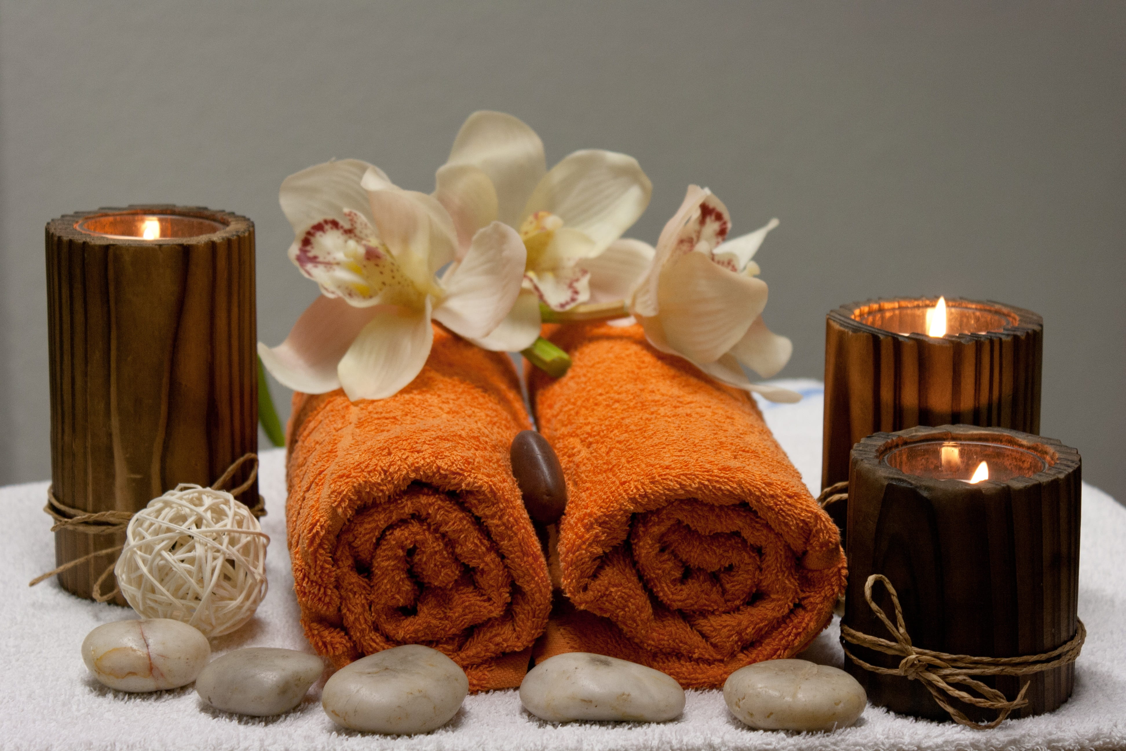 towels, tranquility, wellness, physio, brown, flowering plant, beauty spa, freshness, flower, spa, indoors, nature, massage, luxury, relax, zen-like, aromatherapy, HD Wallpaper