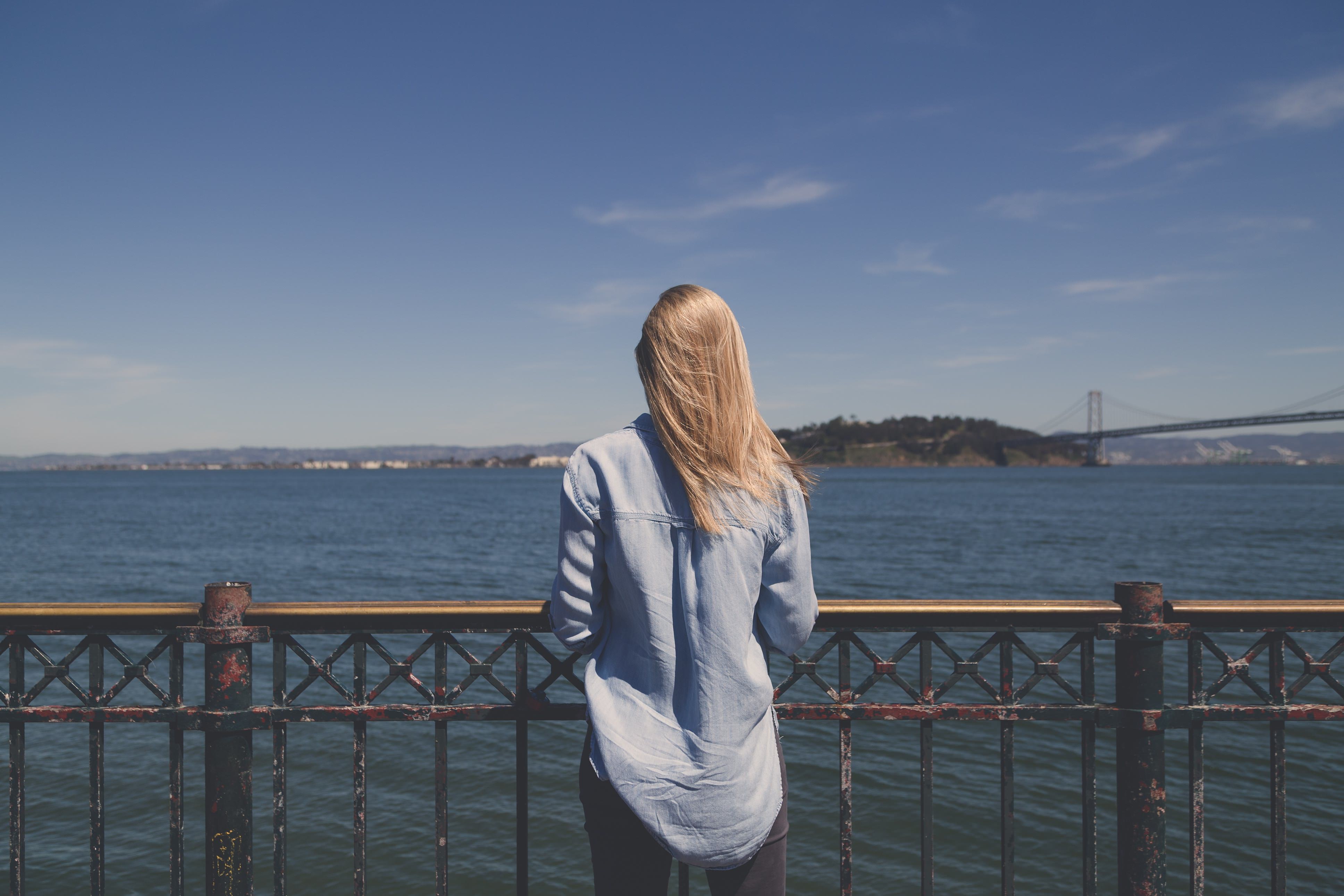 back, women outdoors, blonde, photography, windy, model, 4K, women, sky, Kace Rodriguez, clouds, looking into the distance, depth of field, sea, HD Wallpaper