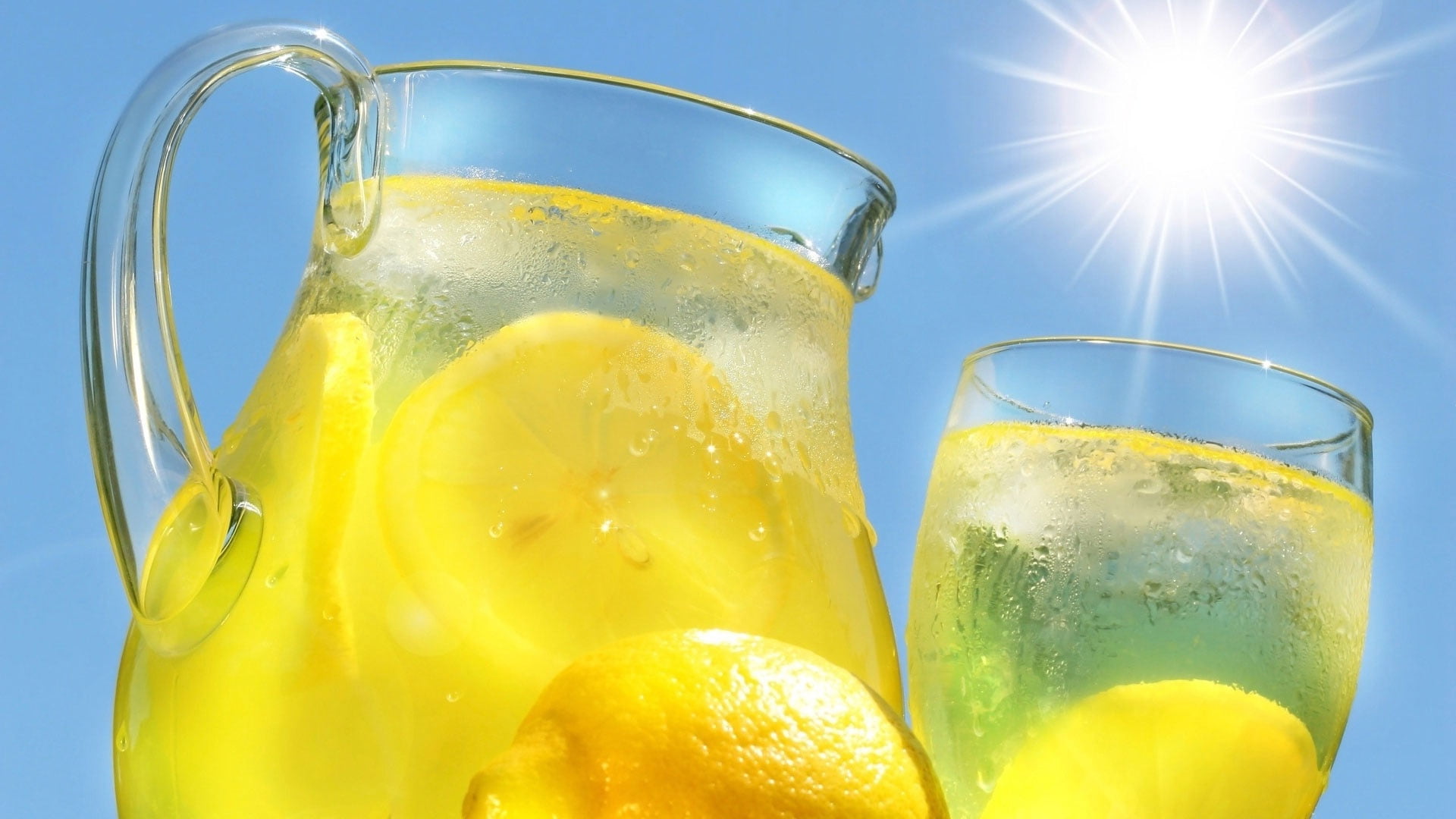 glass, brightly lit, sunlight, fruit, liquid, household equipment, pitcher, yellow, freshness, green Color, nature, close-up, backgrounds, glass - Material, HD Wallpaper