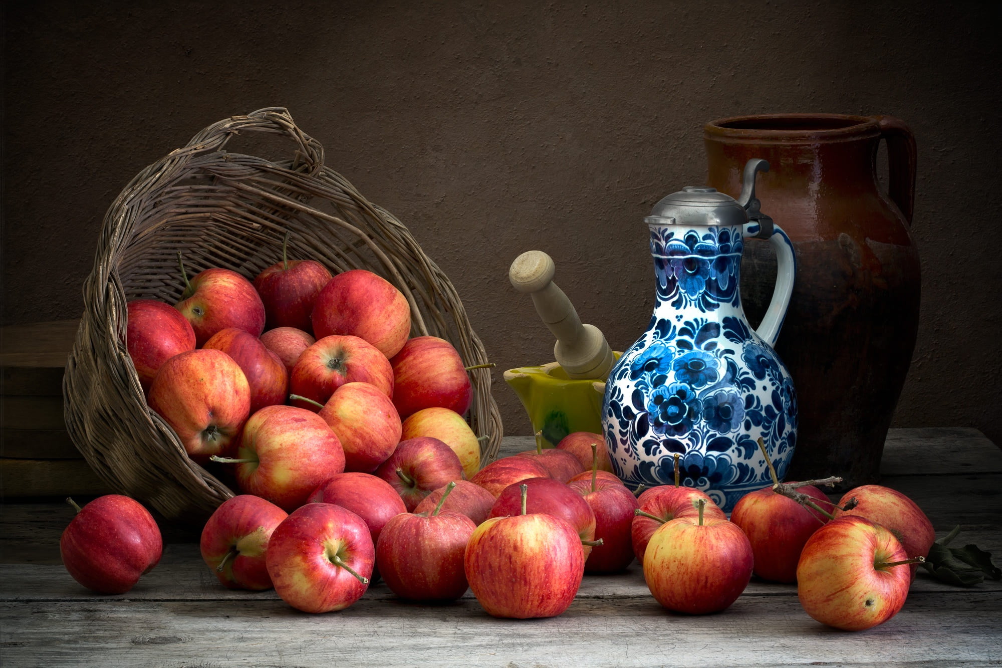 food, apples, dishes, 1080P, fruit, the dark background, pitcher, composition, still life, HD Wallpaper
