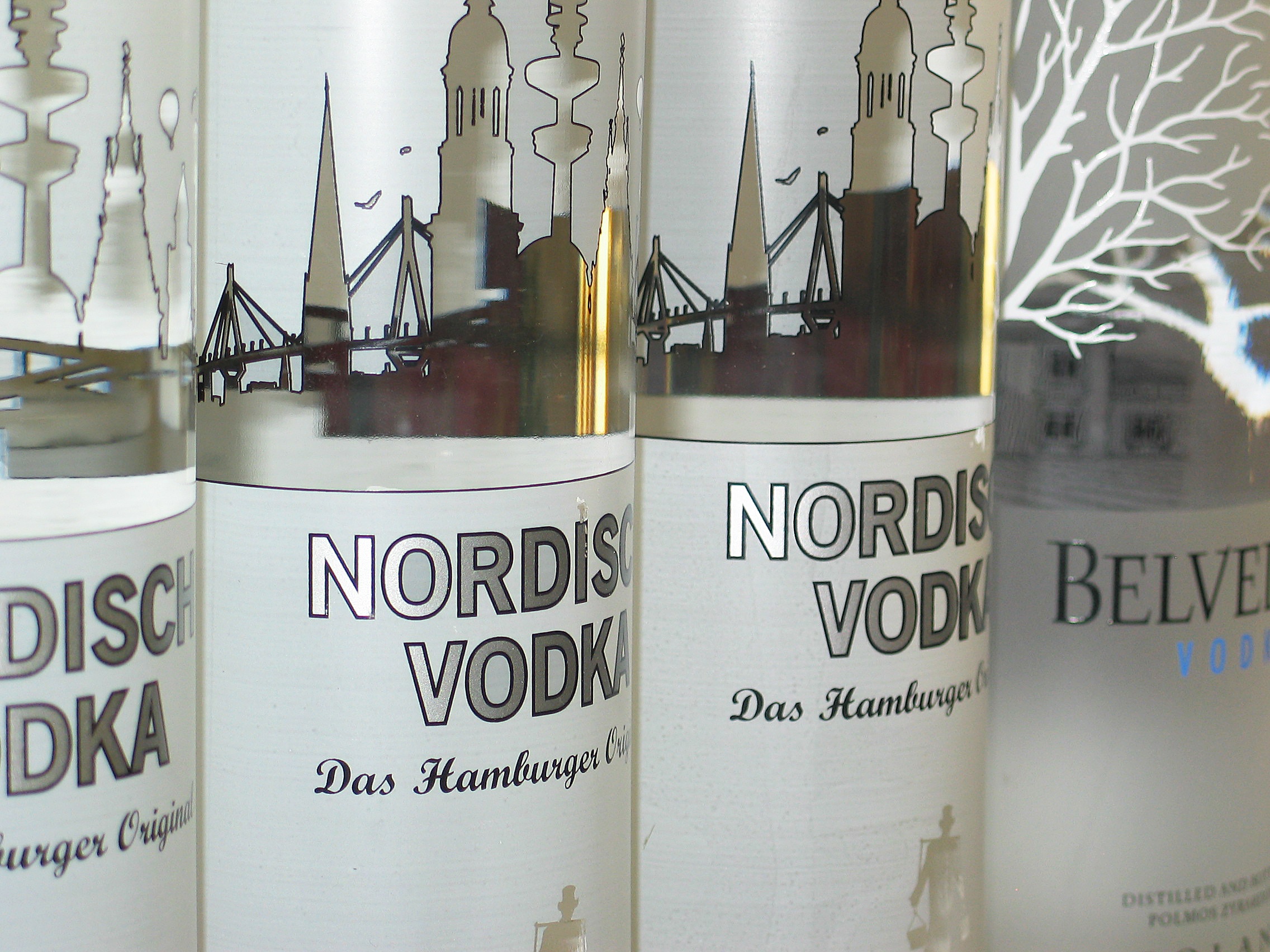 culture, restaurant, glass bottles, club, day, graffiti, leisure, western script, bottles, service, shelf, indoors, contrast, pub, drink, 1080P, sign, HD Wallpaper