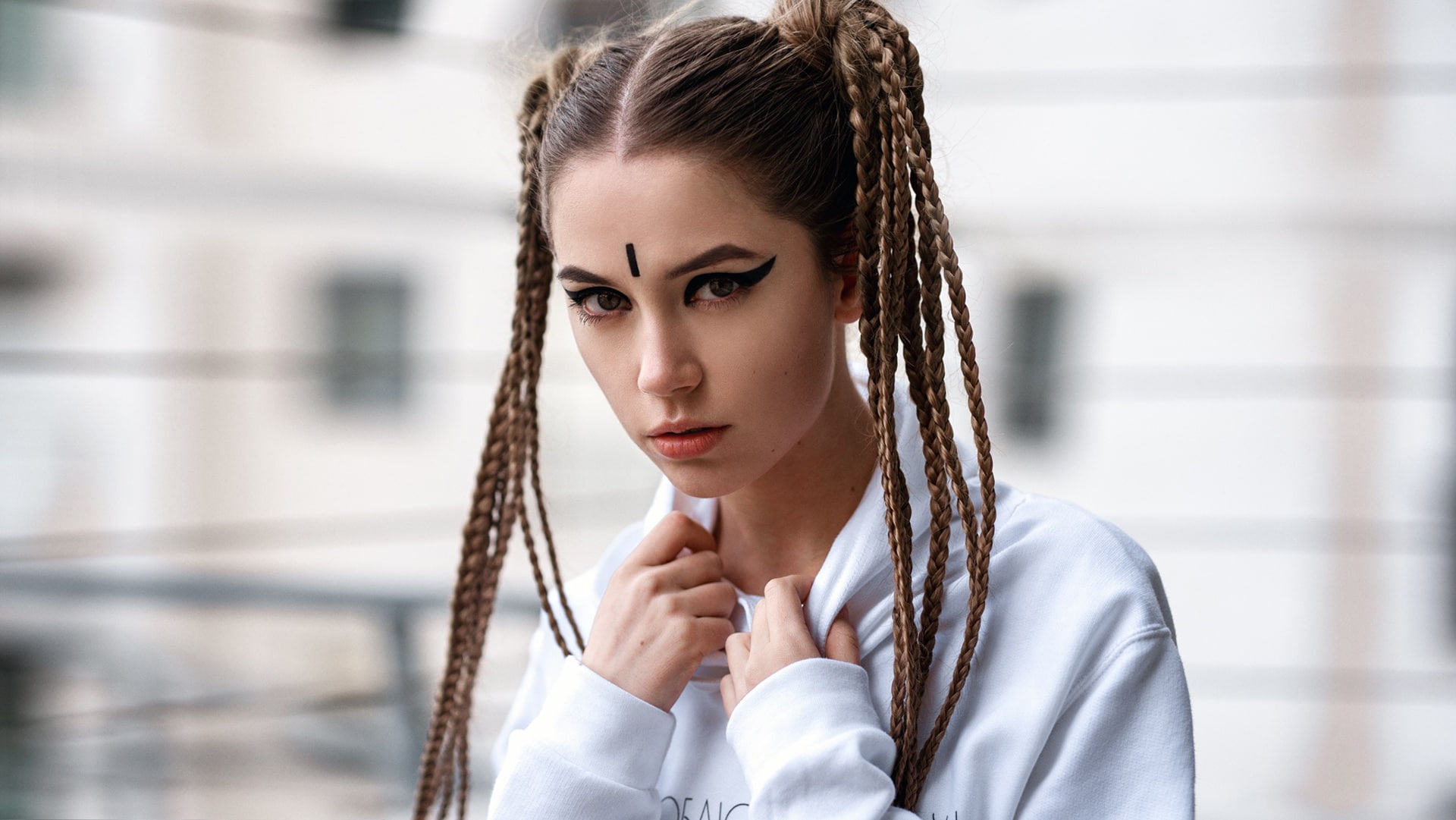 portrait, Yuri Lyamin, girl, makeup, bokeh, Kseniya Kokoreva, face, kosicki, hands, look, 1080P, HD Wallpaper